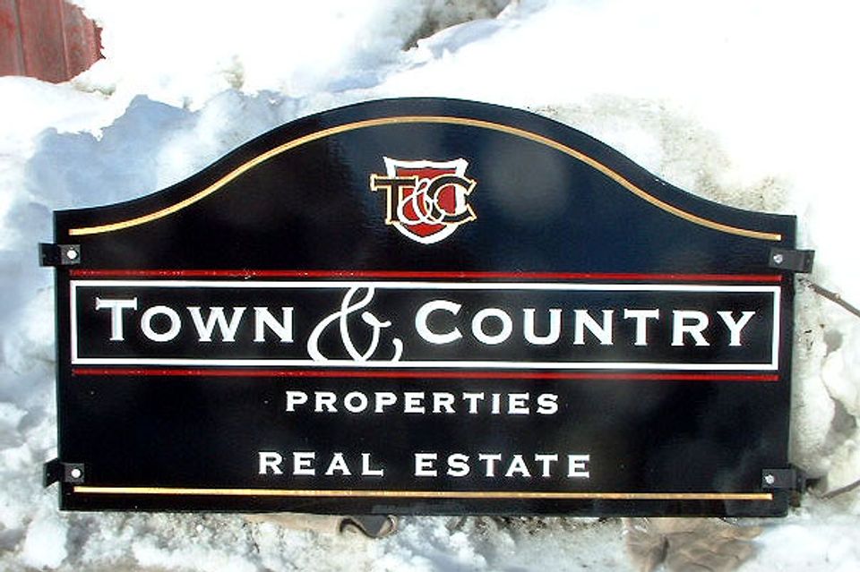 Town & Country