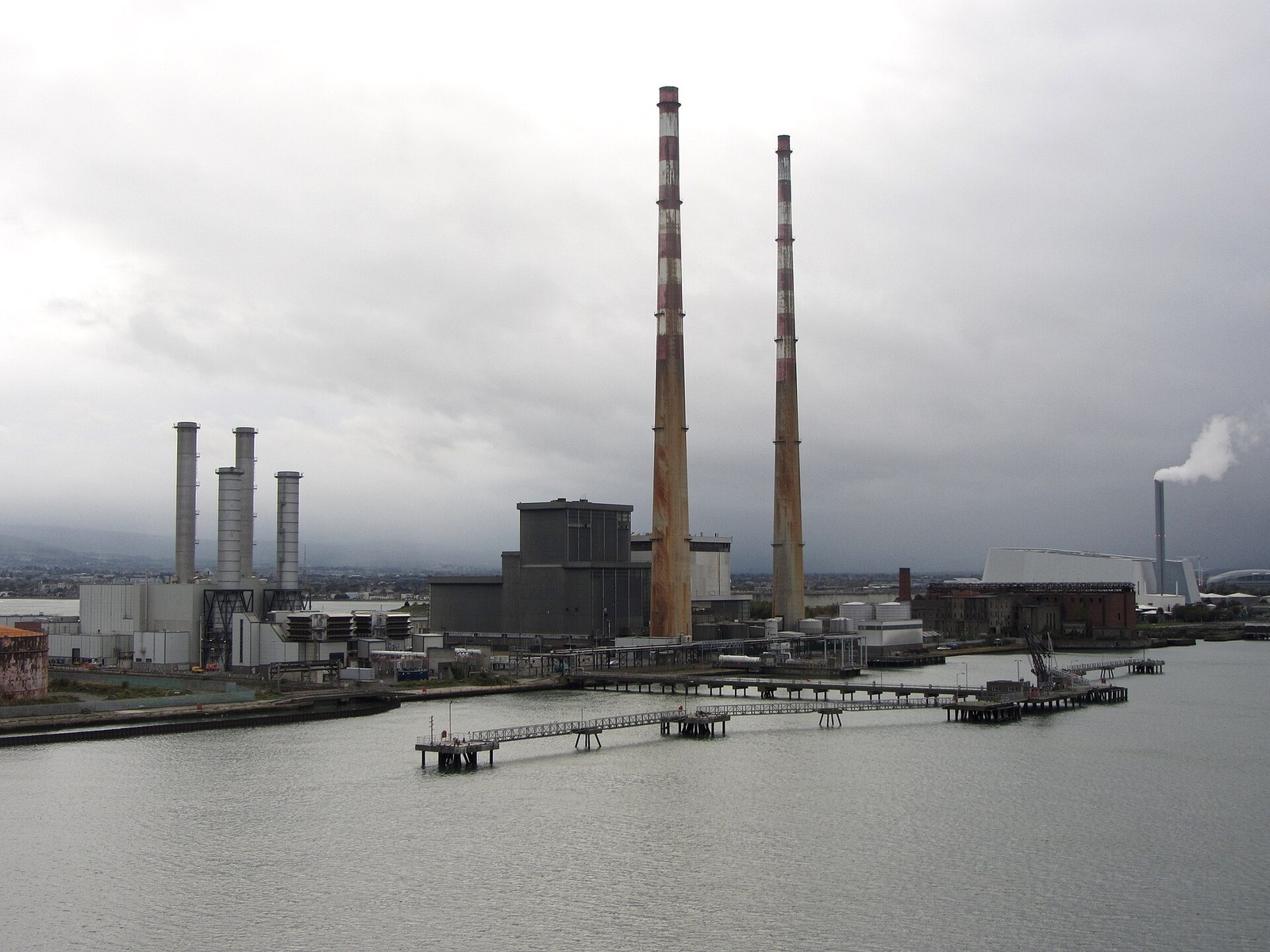 Will Global Tensions Hit Your Wallet? Energy Prices on the Rise