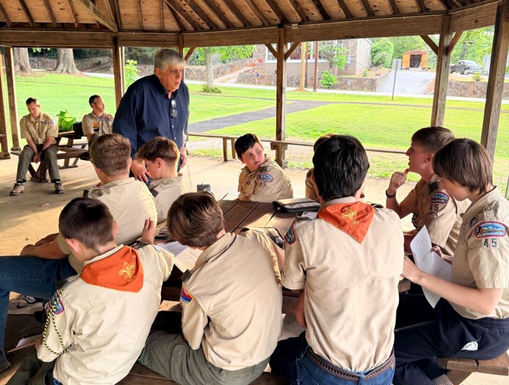 Troop meeting with the mayor