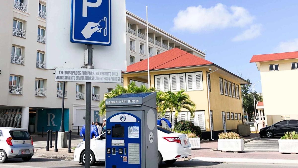 Parking in Aruba: Oranjestad, beaches & how to avoid the boot