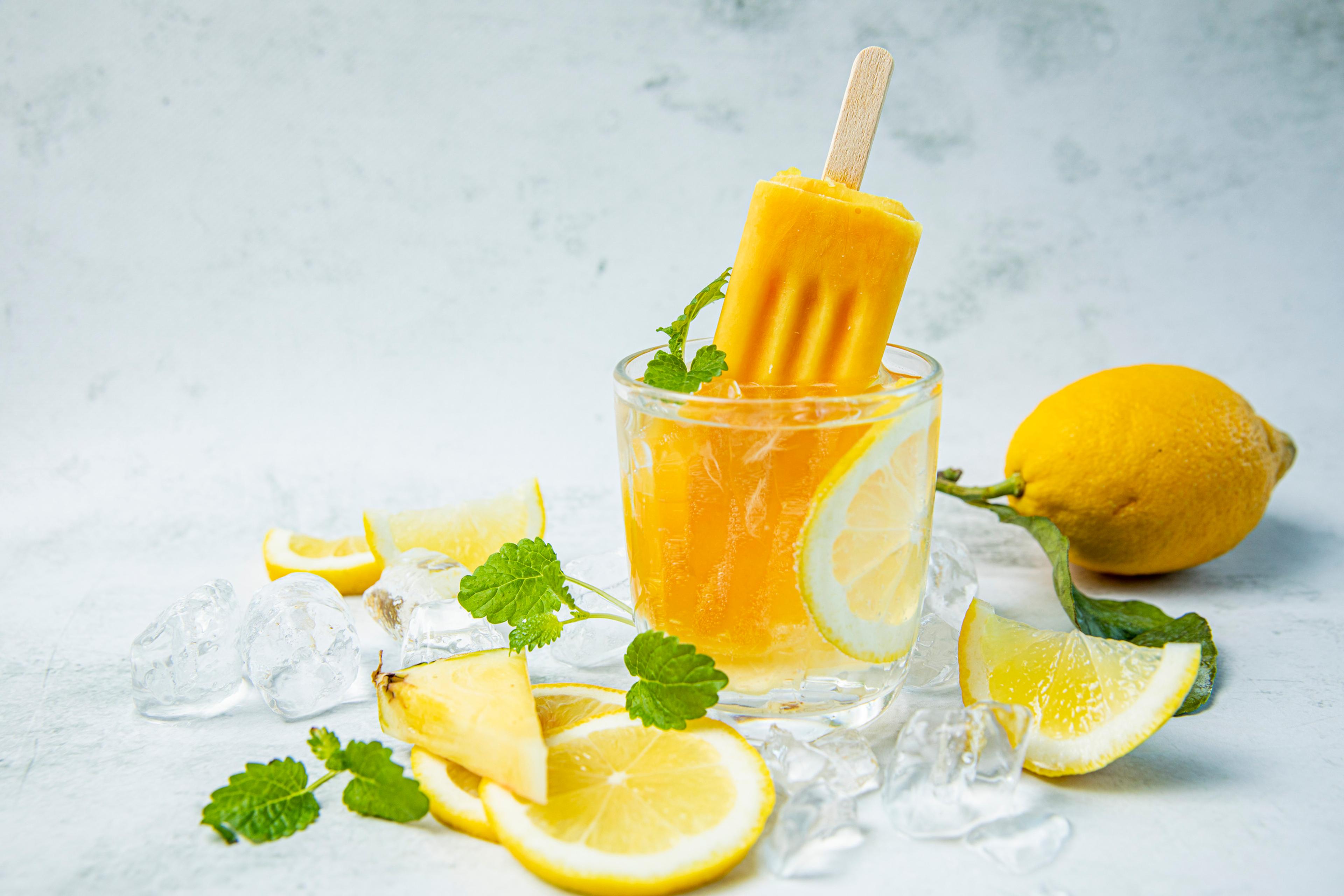 Mango Mocktail med Nude på pinne