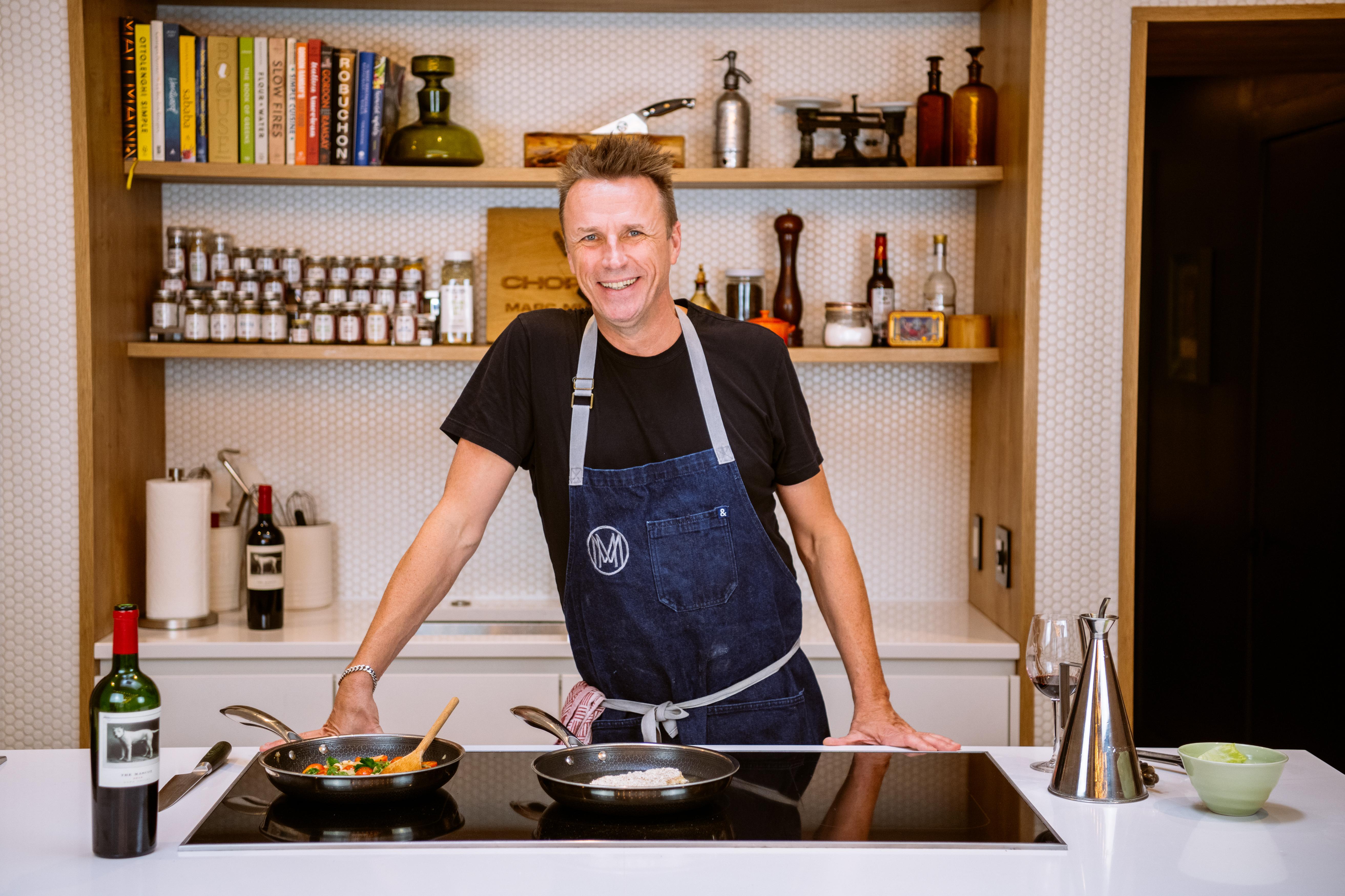 Mastering Relaxed Sophistication with Marc Murphy  image