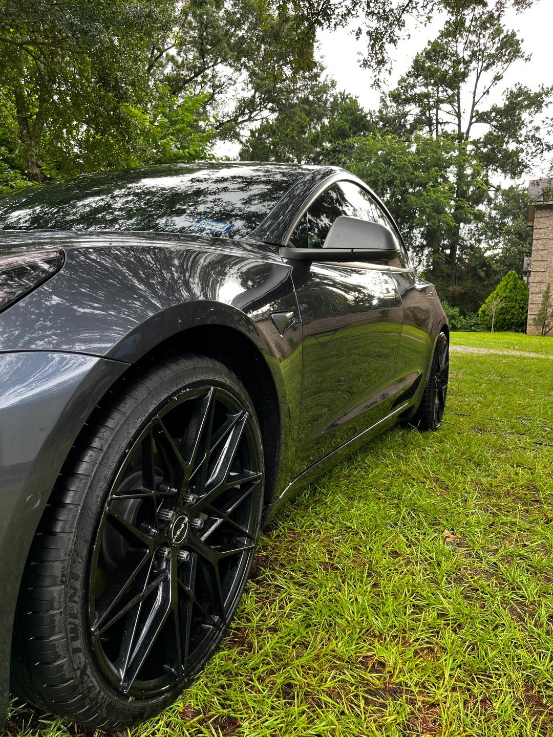 Tesla - Gloss & Glamour