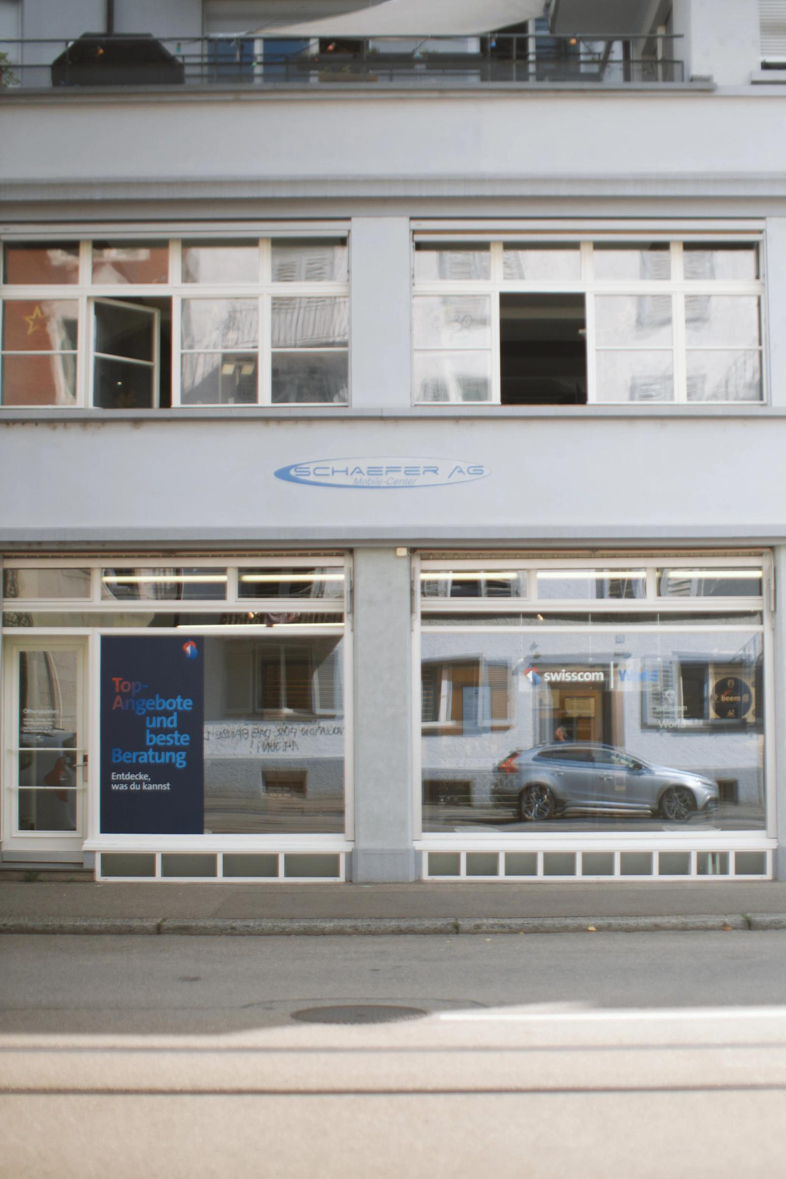Servicemoment im Reparatur-Center an der Limmatstrasse 210, Zürich