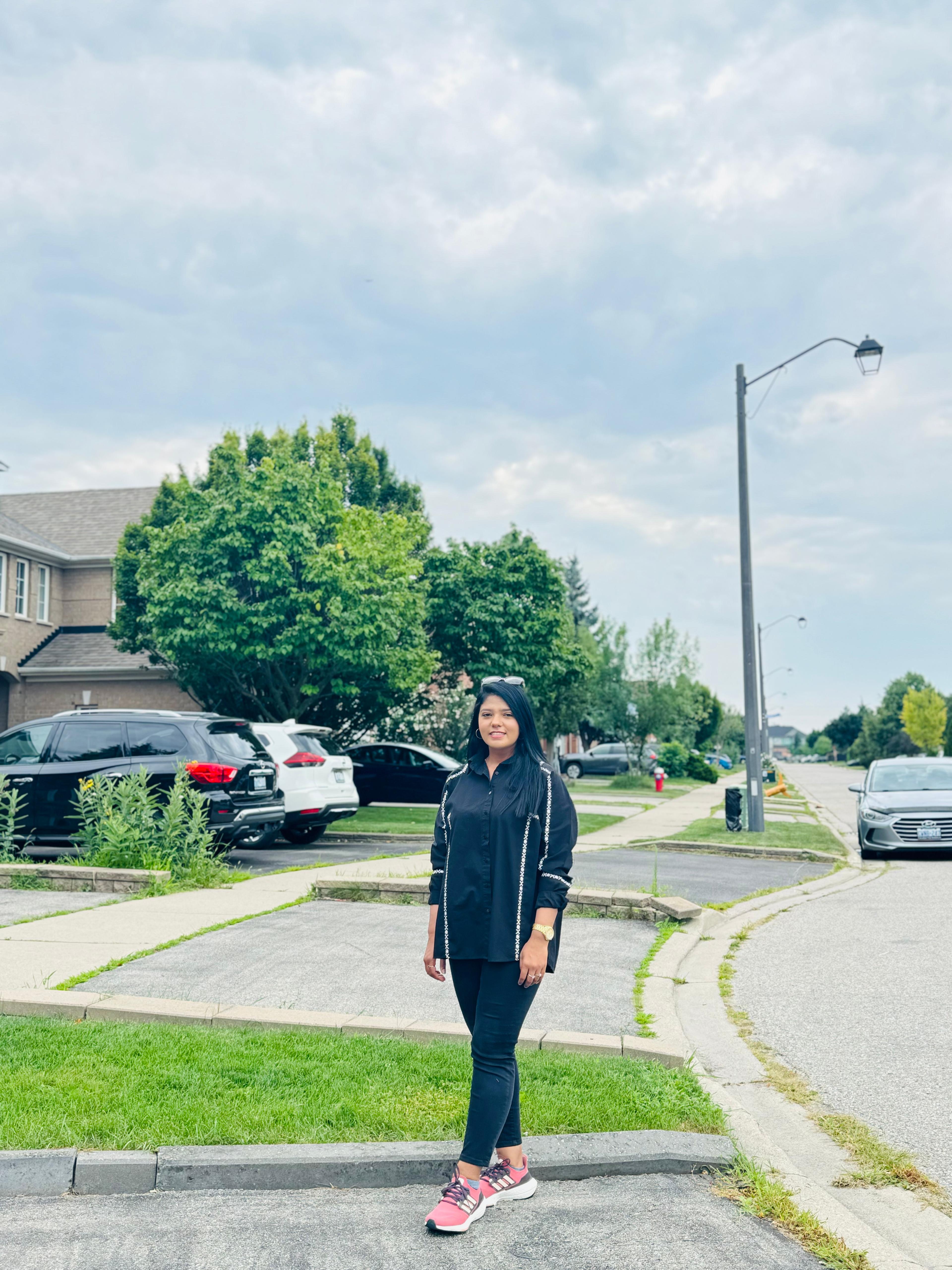 Ambreen Younas's headshot