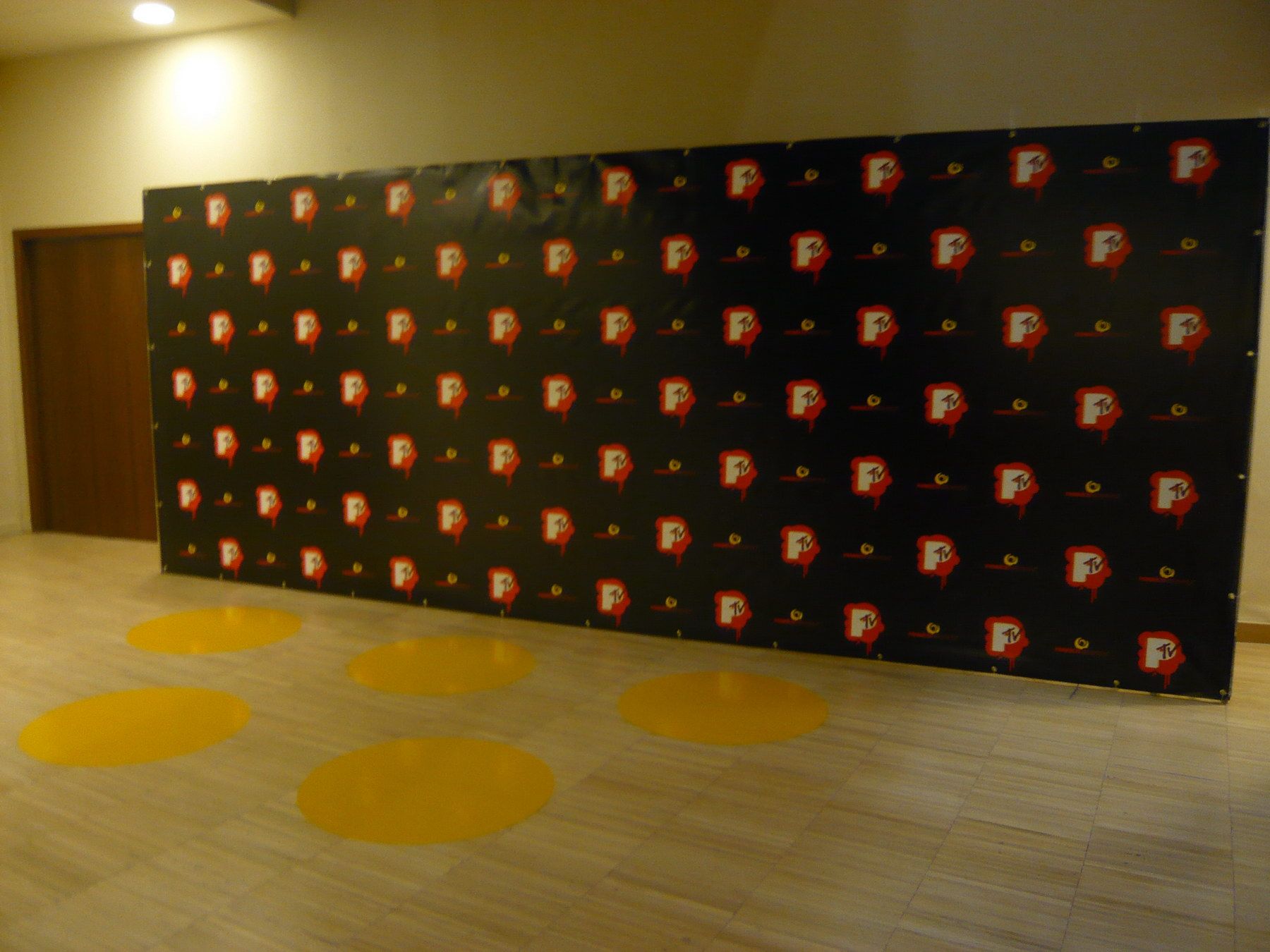 Branded backdrop for convention reception — Grupo Panrico