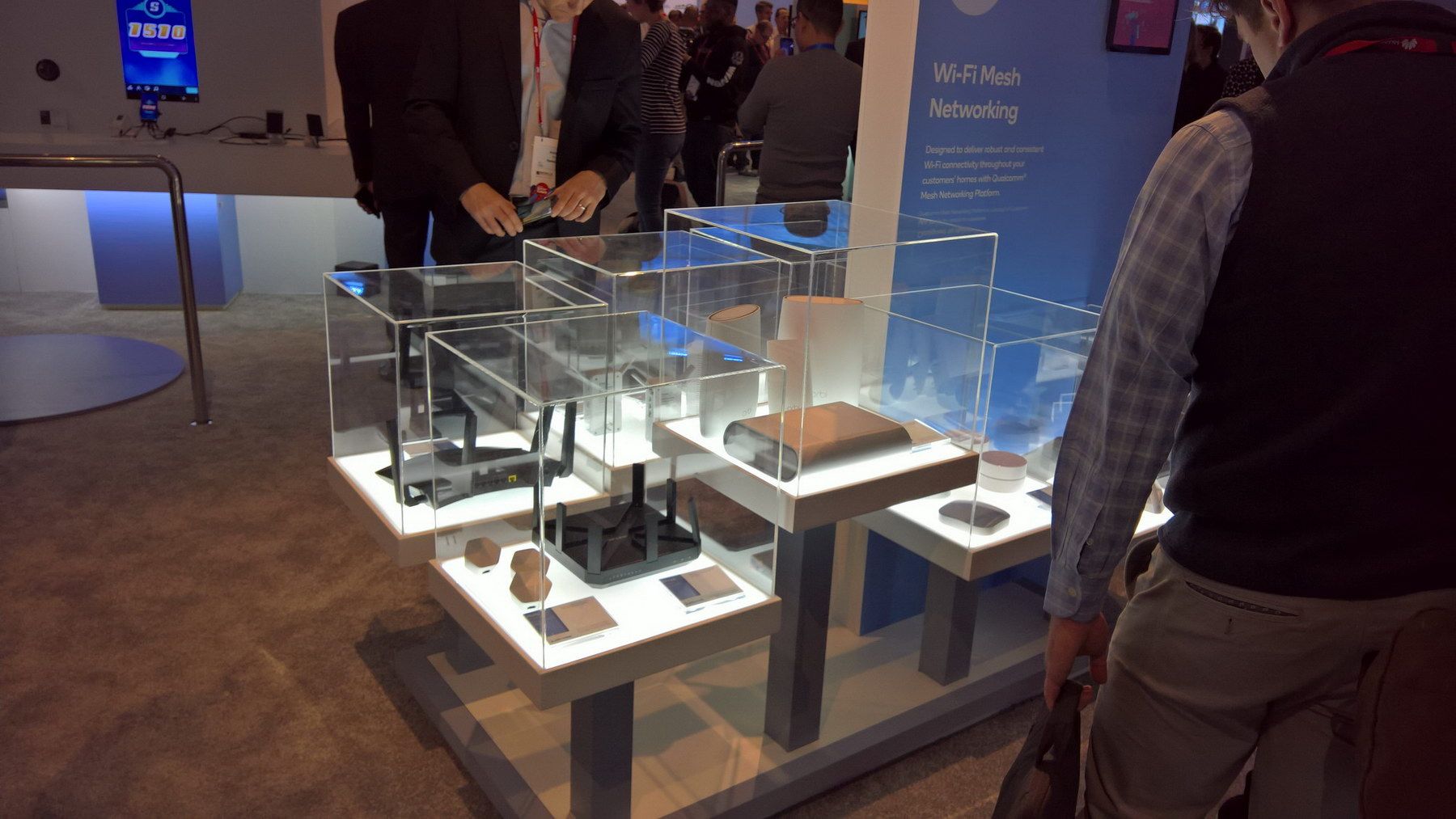 Vitrinas de vidrio para componentes y dispositivos — Qualcomm