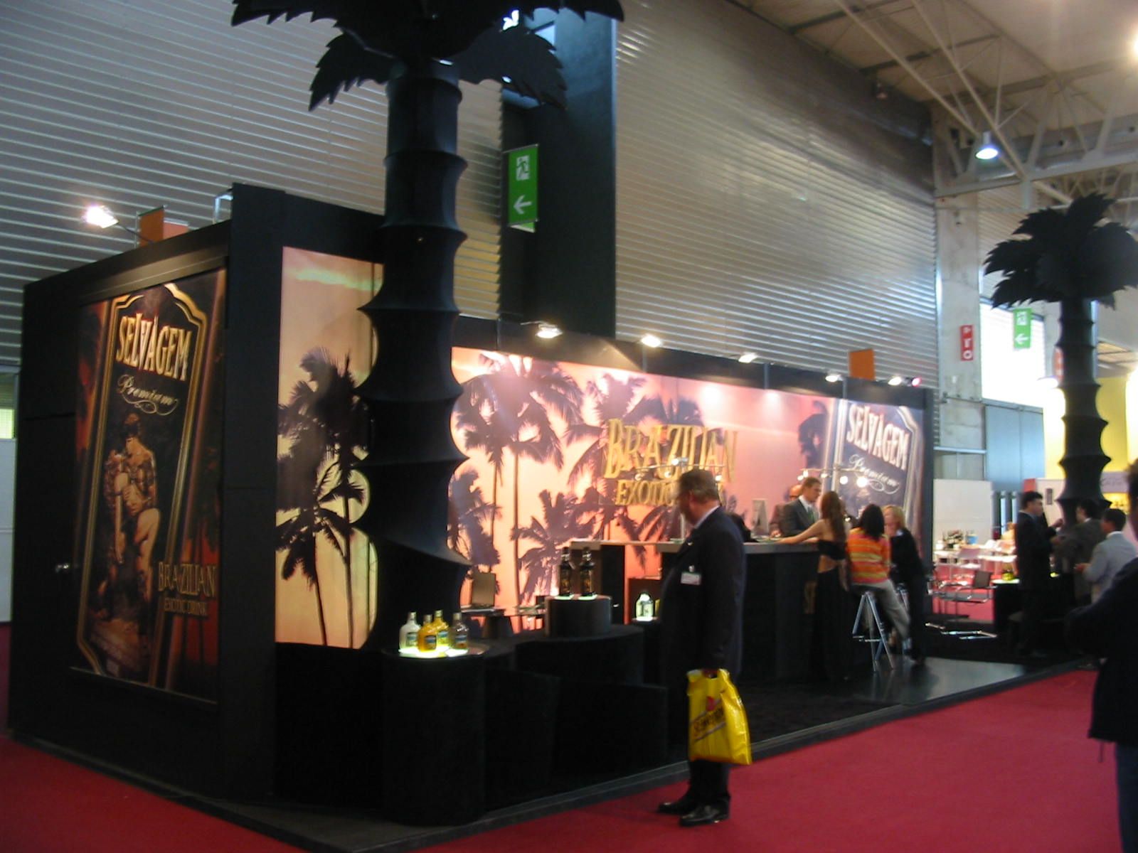 Stand Bebidas Comary
