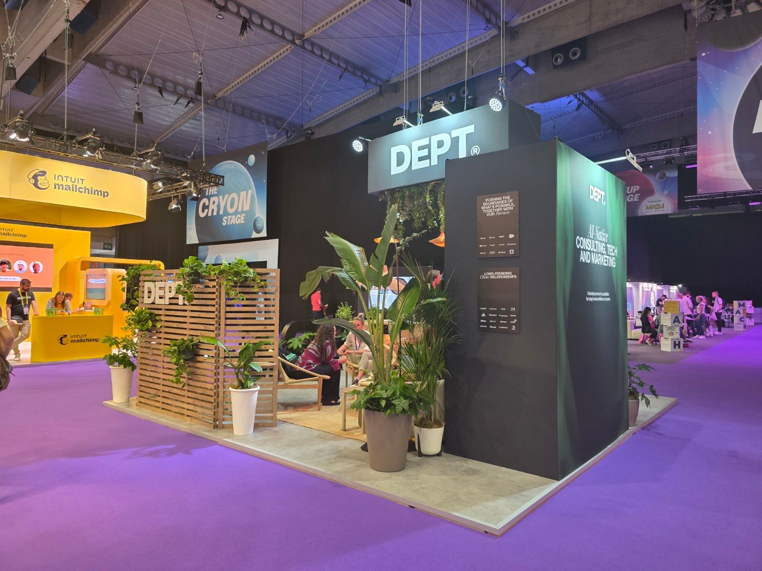 DEPT®: stand en Shoptalk Europe 2025, Barcelona, en colaboración con Spiro. Vista 8.