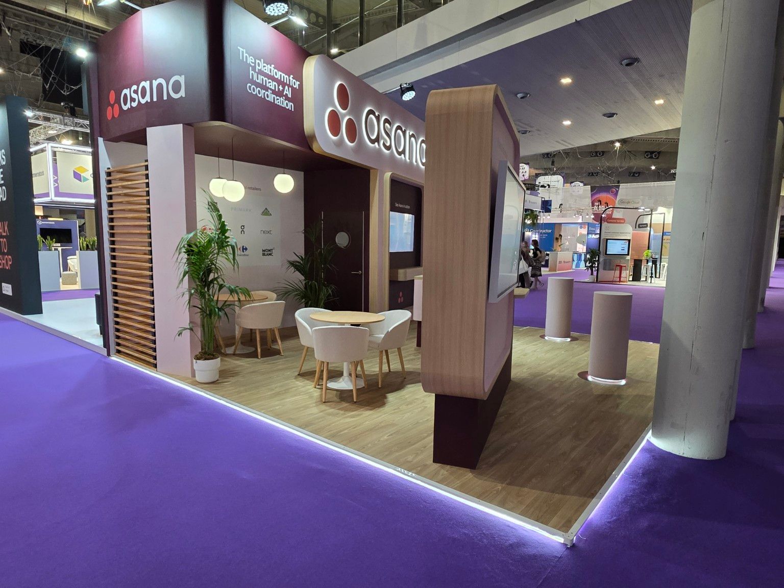Asana exhibition stand at Shoptalk Europe 2025, Barcelona, in collaboration with Spiro. View 3.