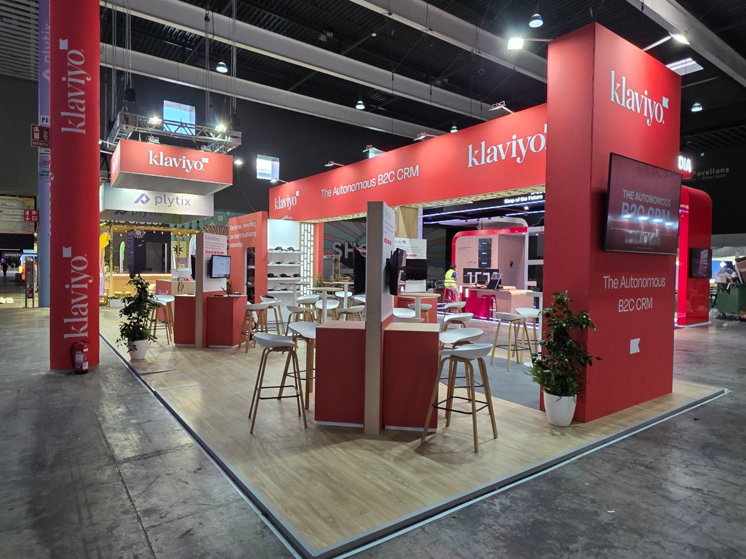 Klaviyo: stand en Shoptalk Europe 2026, Barcelona, en colaboración con Spiro. Vista 1.