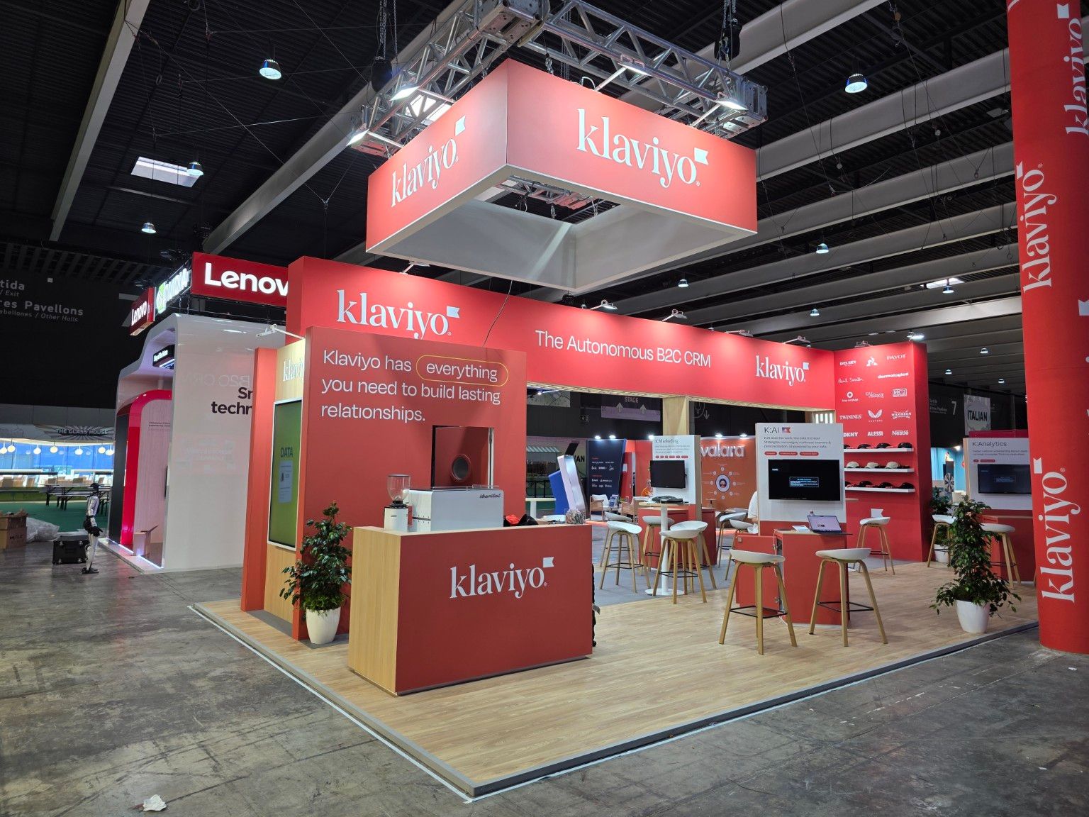 Klaviyo: stand en Shoptalk Europe 2026, Barcelona, en colaboración con Spiro. Vista 4.
