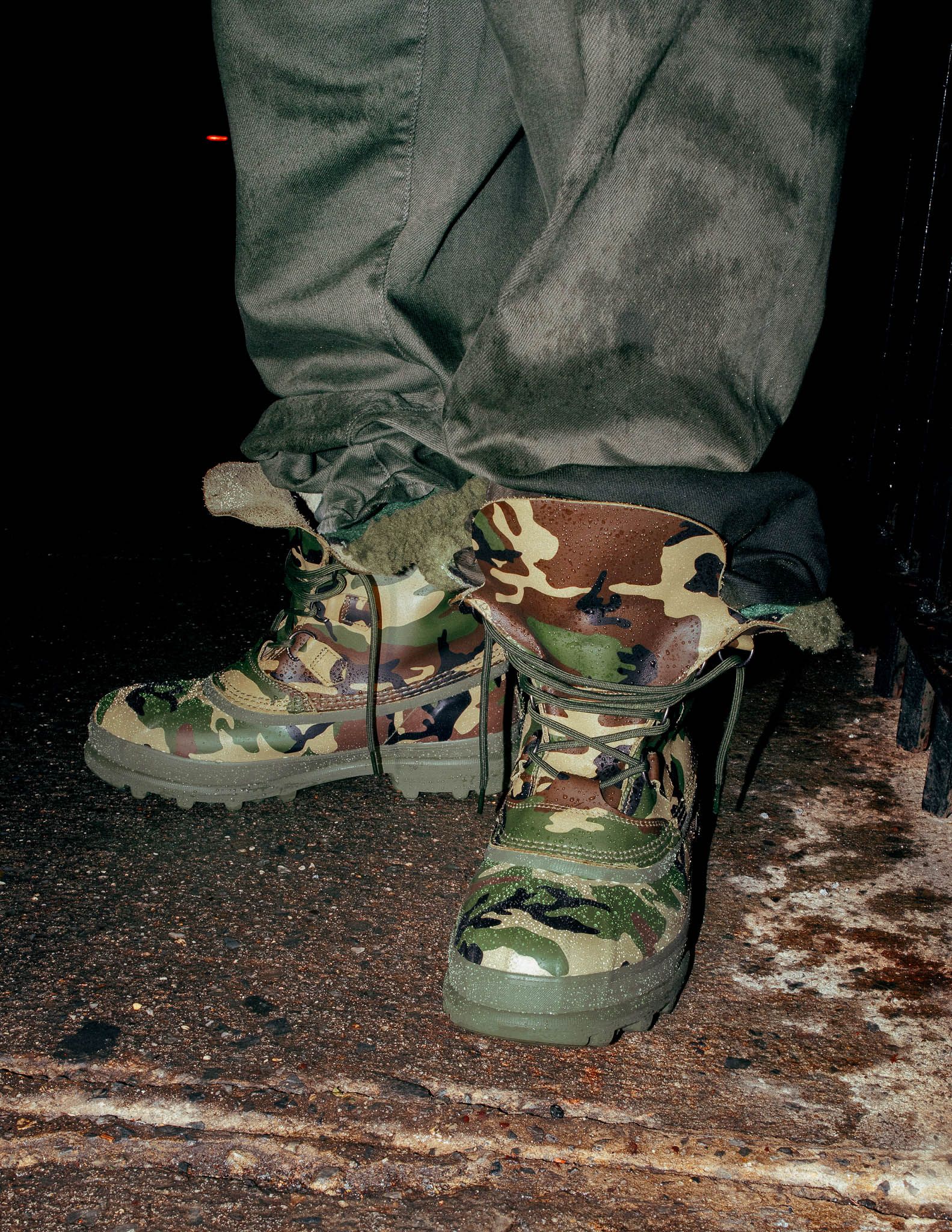 Supreme/SOREL Caribou Boot US8.5 シュプリーム The Supreme x SOREL Caribou Boot Pack Releases December 2024