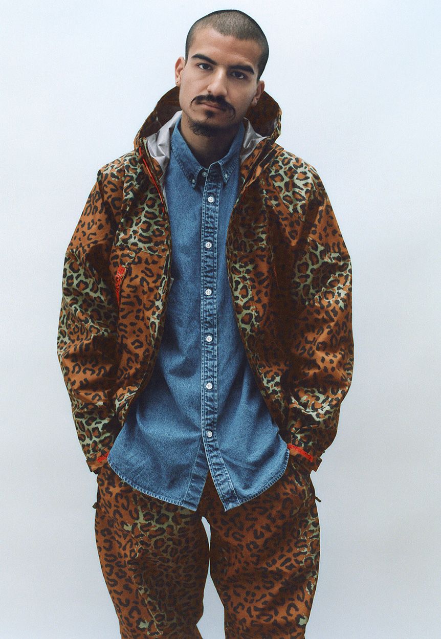ファッション Supreme - Supreme (Vol 2) Book 2019F/W WEEK13 Supreme Vol 2 Book 19fw week13 シュプリーム ブック - YouTube
