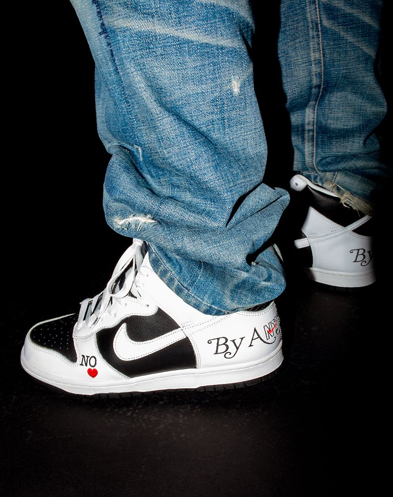 Supreme®/Nike SB Dunk High – News – Supreme