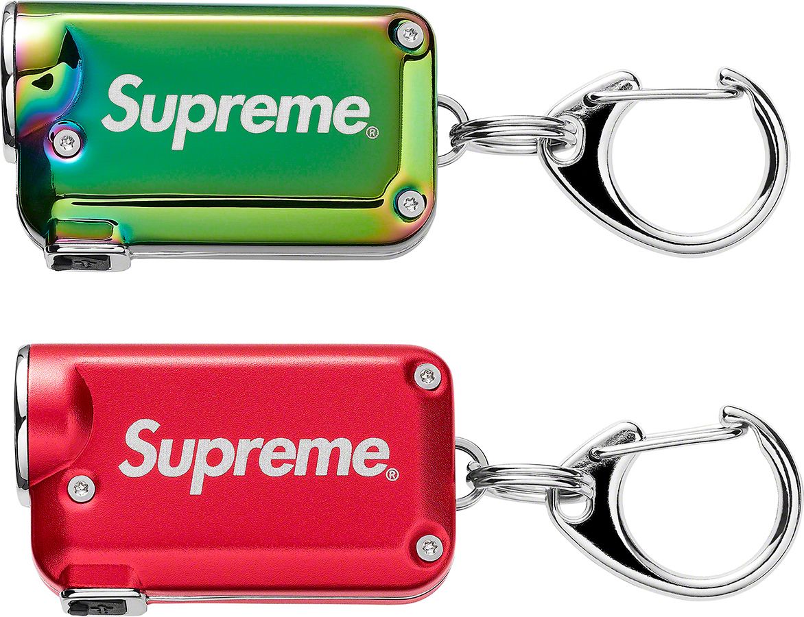 未使用 Supreme Nitecore TINI レッド キーチェーンライト Supreme×NITECORE Tini Keychain Lightキーチェーンライト