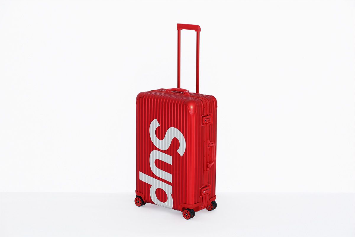 RIMOWA × Supreme  Topas Multiwheel  82L Supreme x RIMOWA Topas Multiwheel 82L Black/Red SS18