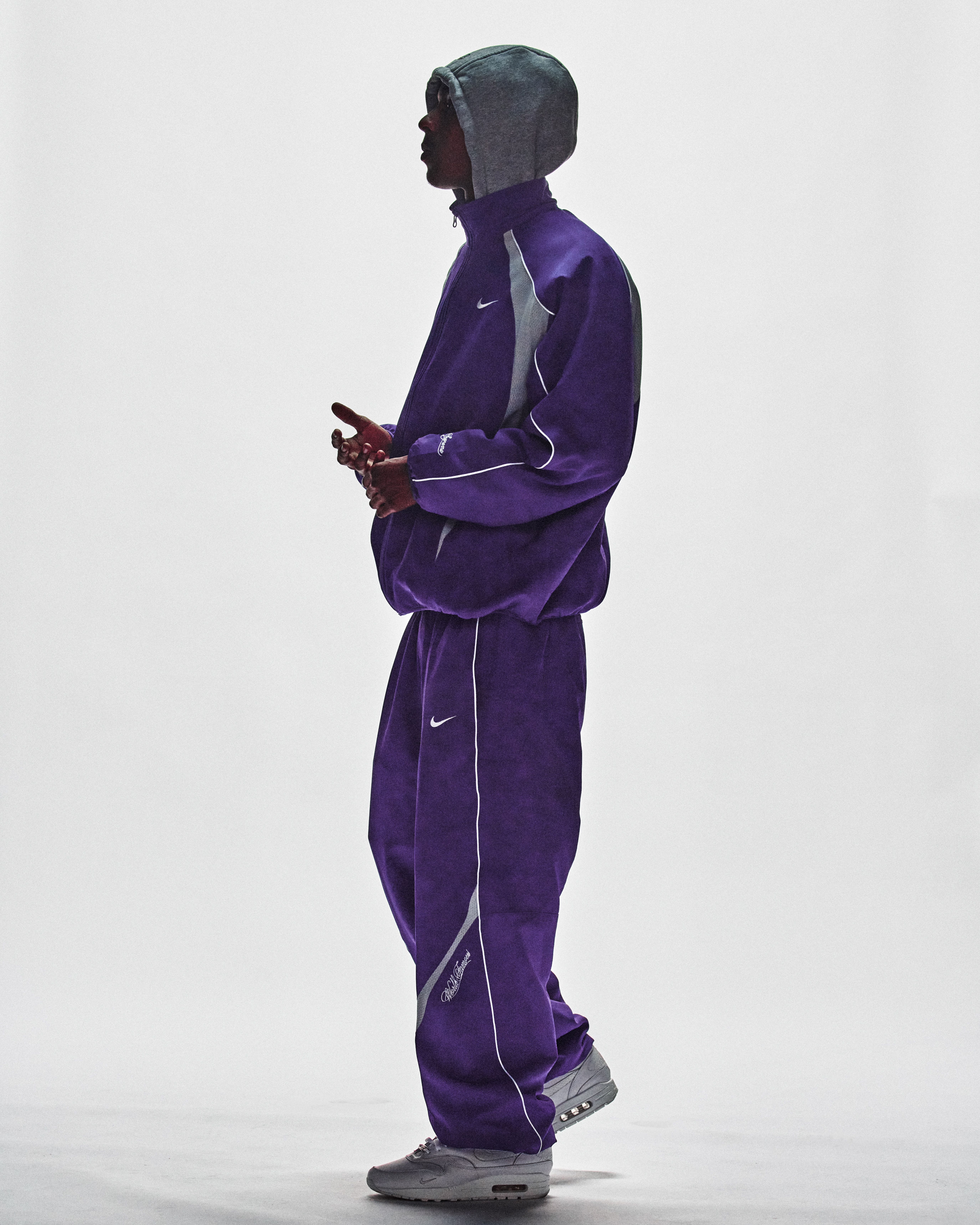 Supreme®/Nike® – Gallery – Supreme