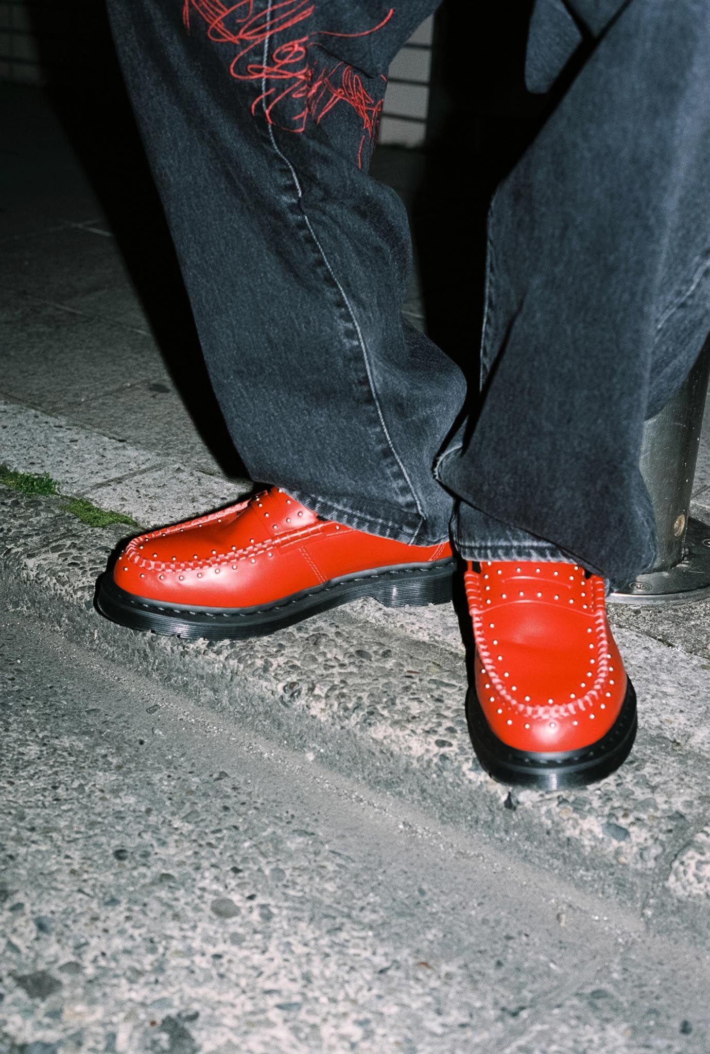 靴 Supreme Dr Martens Supreme Dr. Martens Studded Penton Loafer (SS25) - $198