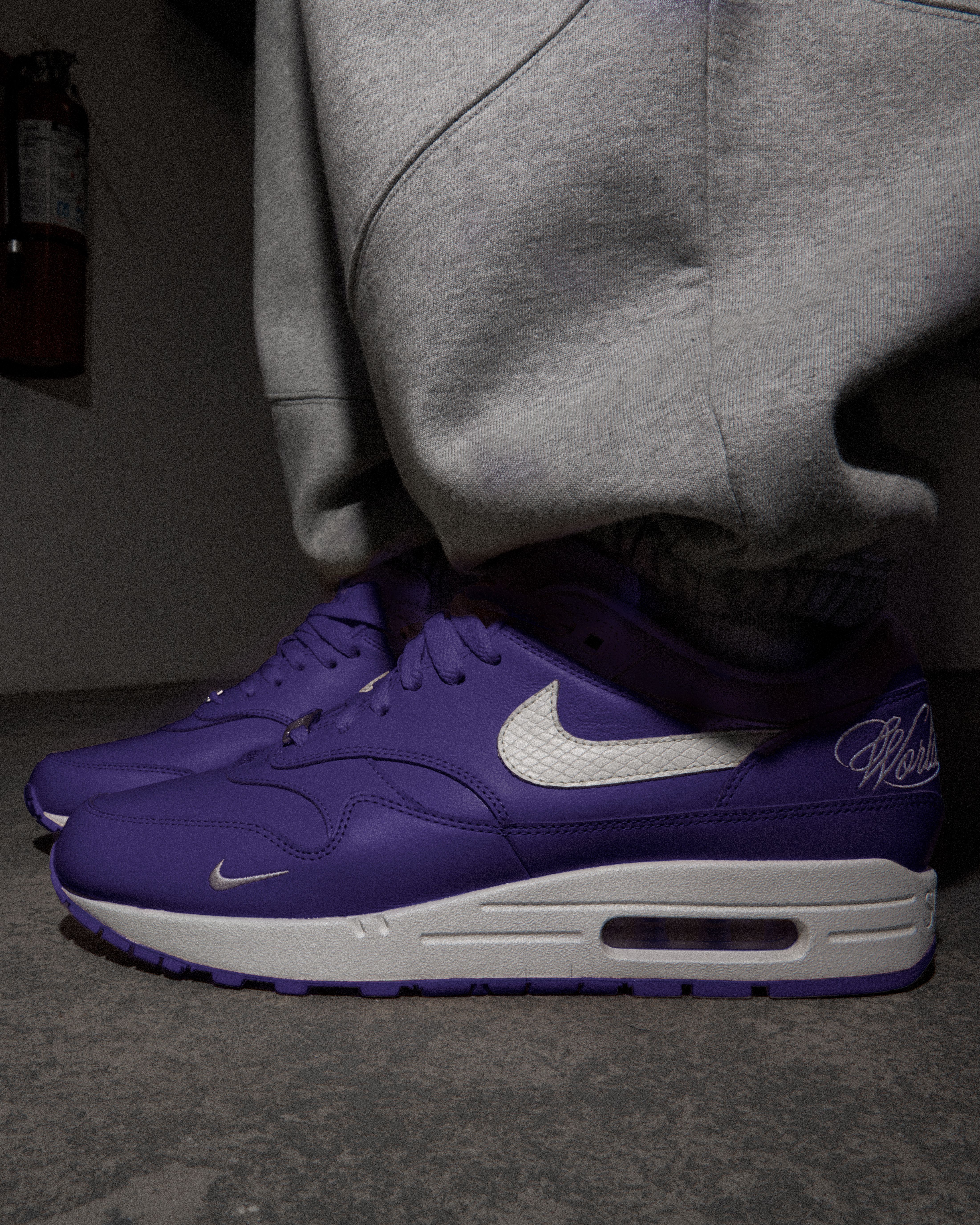 靴 Nike Air Max 1 Supreme Supreme Nike Air Max 1s Releasing In March 2025