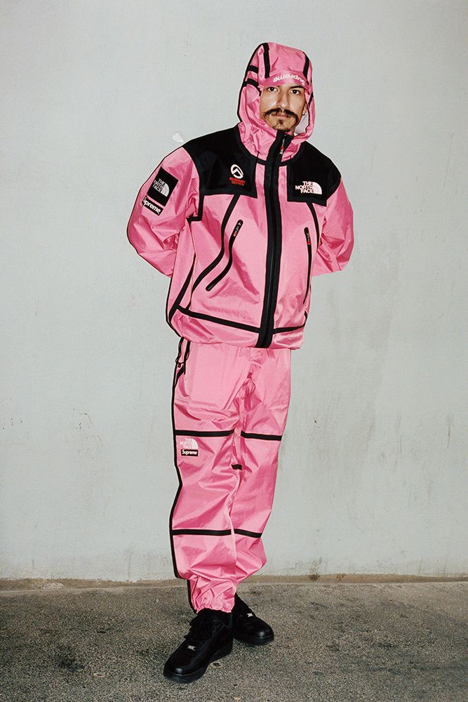 T-Time　Supreme × The North Face キャンプ Supreme x The North Face Spring 2022 Collab | Hypebeast
