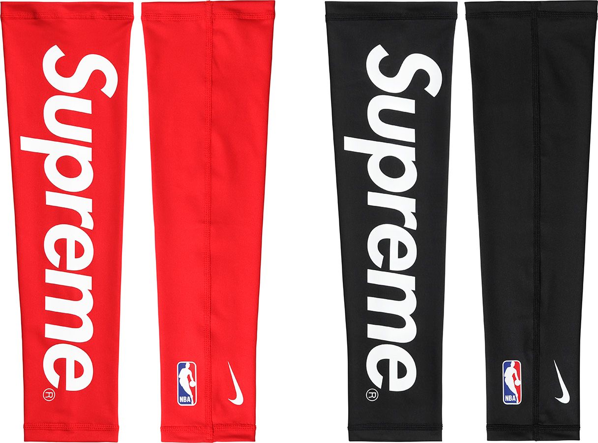 ウォーキング・ランニングウェア Supreme Nike NBA Shooting Sleeve S/M Supreme Nike/NBA Shooting Sleeve (2 Pack) Red Men's - FW17 - US