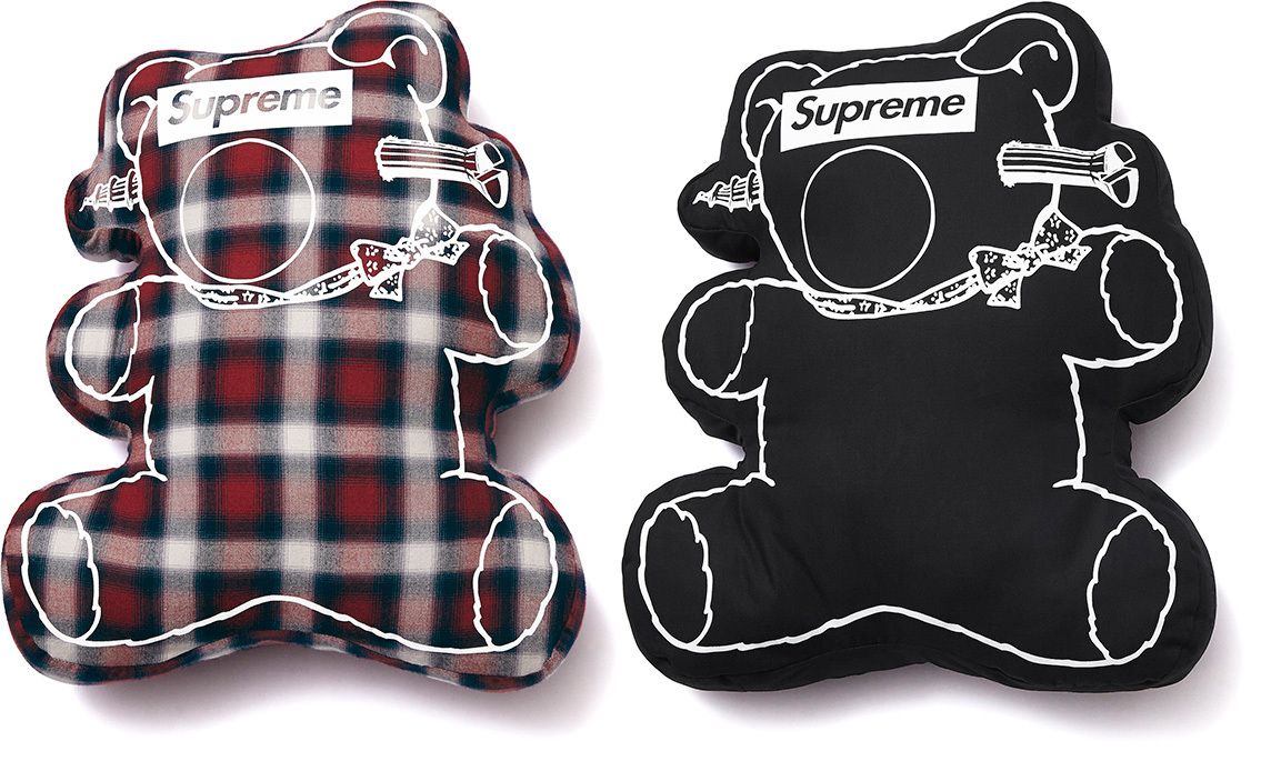 supreme × undercover Bear Pillow クッション Supreme / UNDERCOVER Bear Pillow Black – CURATEDSUPPLY.COM