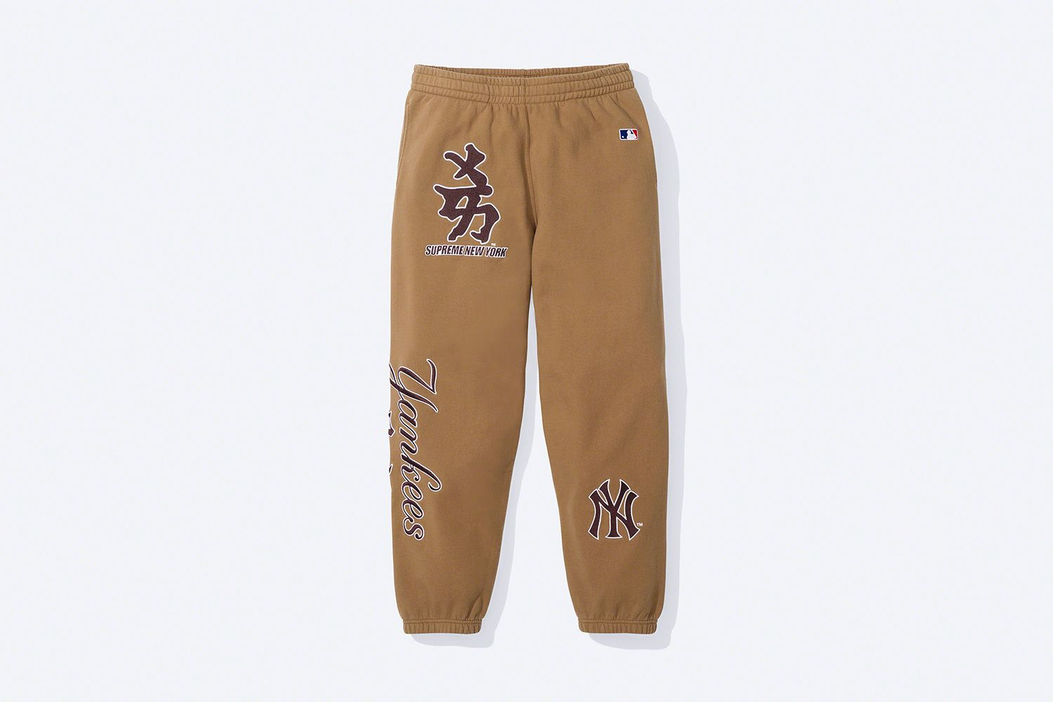 Supreme®/New York Yankees™ – Gallery – Supreme