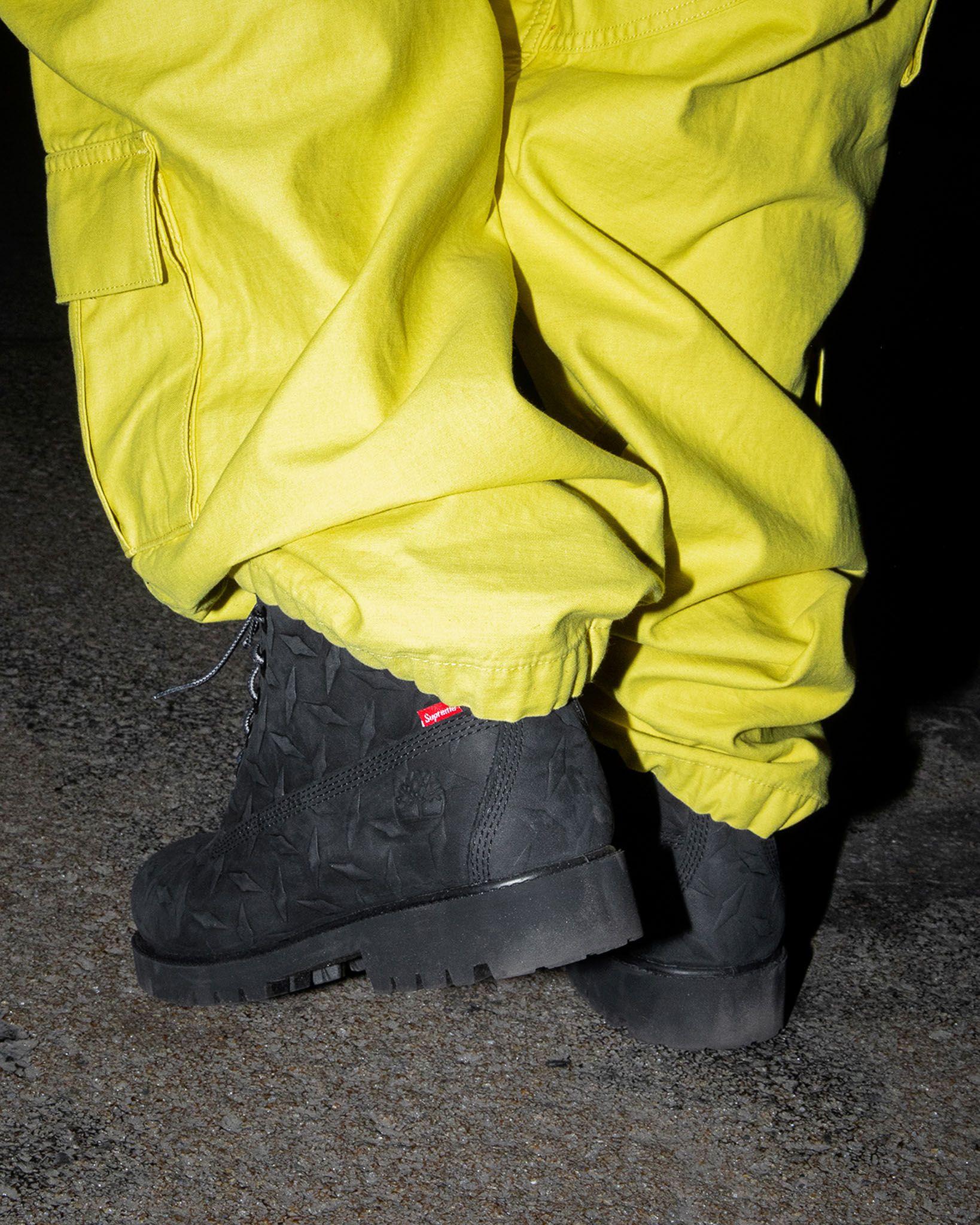 Supreme Timberland コラボ ジョガーPants Supreme Timberland Sweatpant (SS23) - $148
