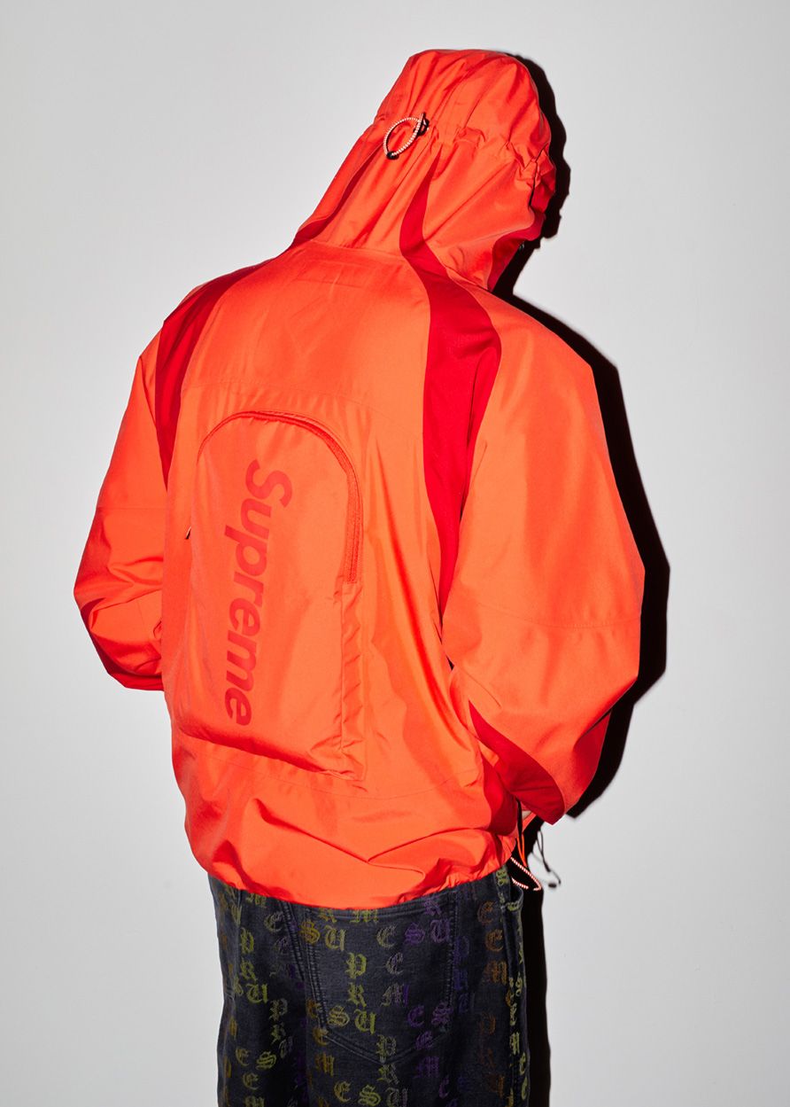 Spring/Summer 2022 Lookbook – Supreme