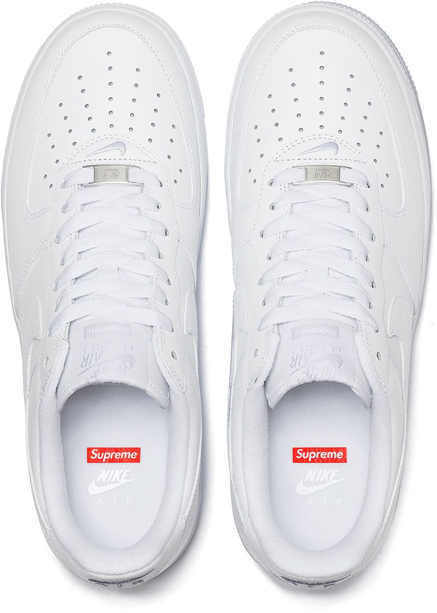 ⭐︎美品☆Supreme × Nike Air Force 1 Low Amazon.com | Nike Men's Air Force 1 Low Supreme Mini Box