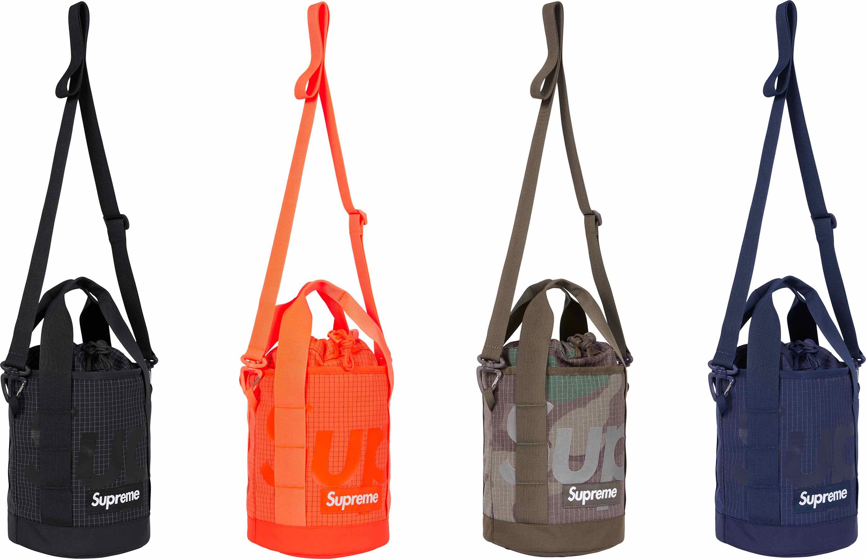 『Supreme』/シュプリーム Cinch Bag Camo ミニバッグ 新品 Supreme シュプリーム Cinch Bag Camo ミニバッグ 新品 Supreme