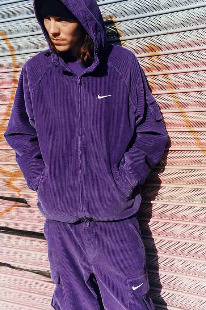 美品　Supreme NIKE Corduroy ナイキ セットアップ 美品 Supreme NIKE Corduroy ナイキ セットアップ - メルカリ