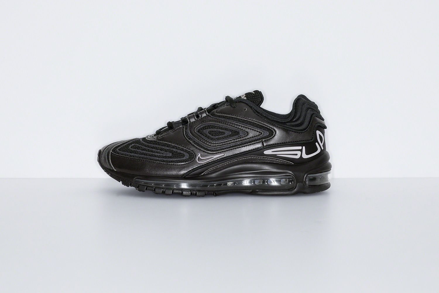 Nike Air Max98 Plus ブラック SUPREME s-l400.jpg