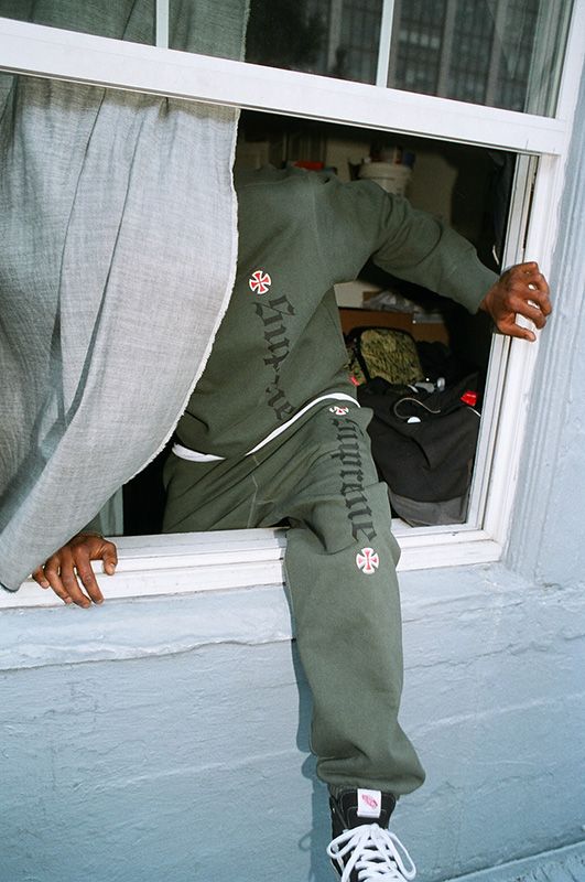 SUPREME✖️independent Supreme x Independent Truck Co. Graphic Spellout T Shirt