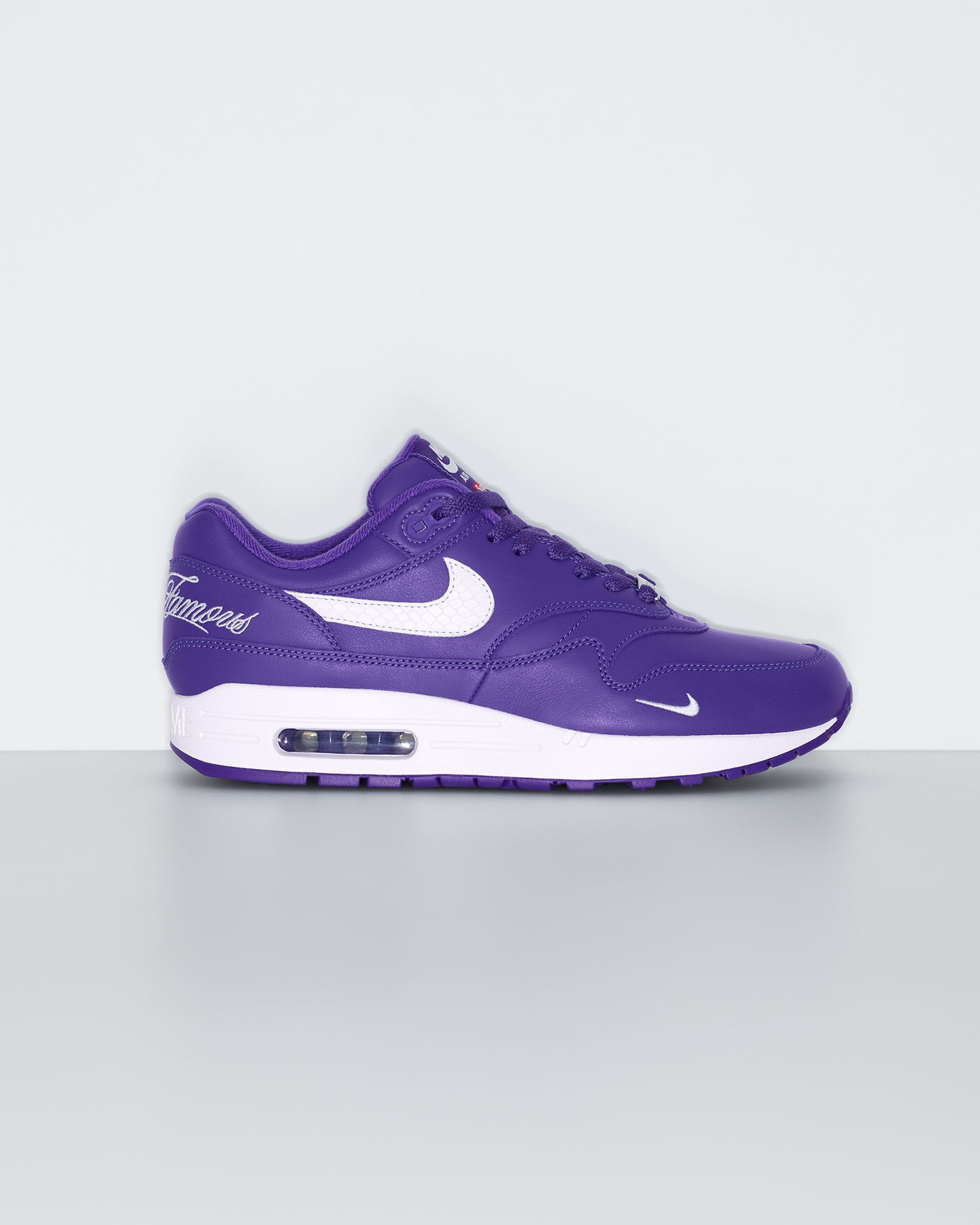 Supreme®/Nike® Air Max 1 – Gallery – Supreme