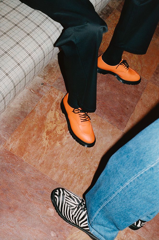 靴 Supreme/Dr. Martens Split Toe 5-Eye Shoe Dr. Martens Split Toe 5 Eye Supreme Black Men's - Sneakers - US