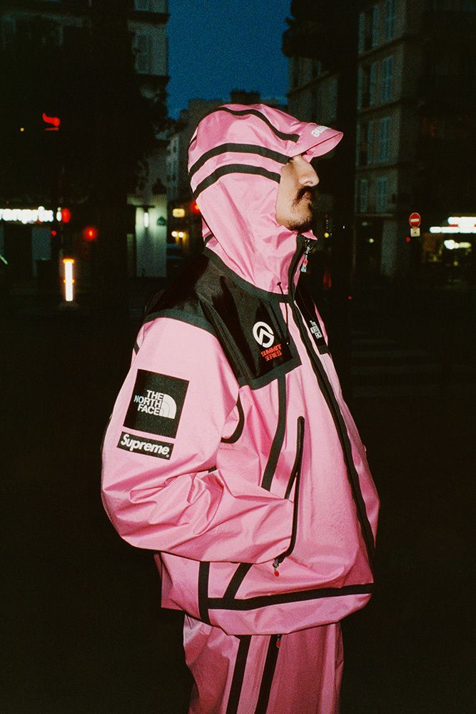 Supreme×TheNorthFace OuterTapeSeamJacket Supreme x The North Face Outer Tape Seam Jacket | Pink