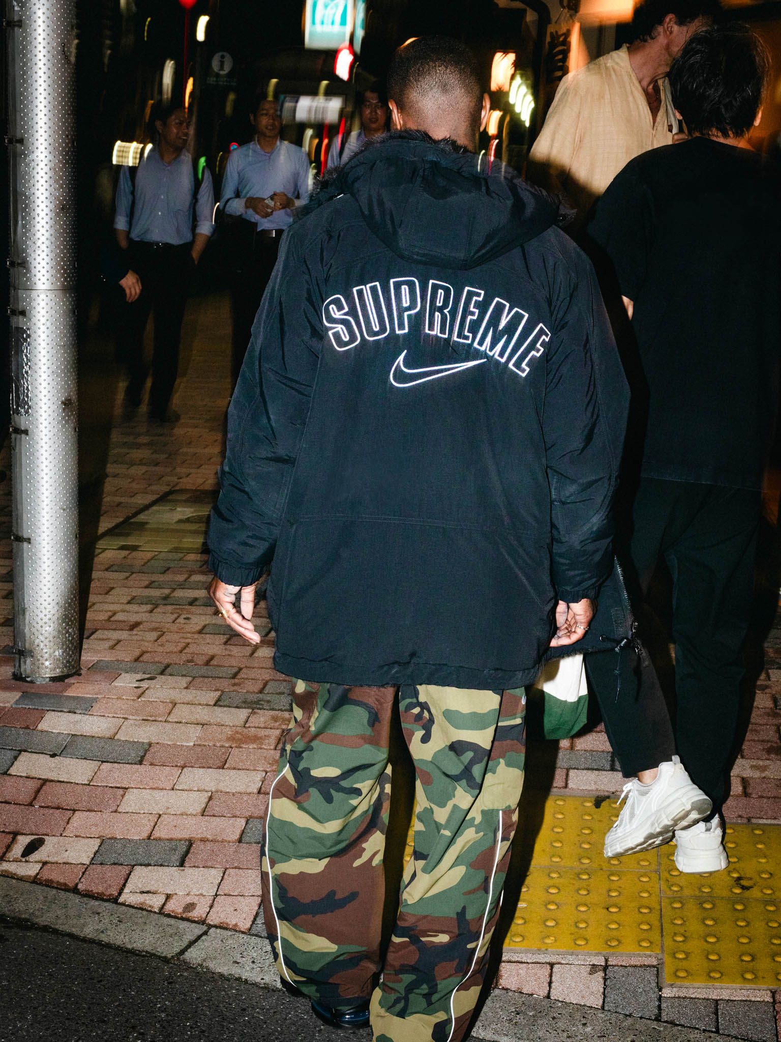 Supreme®/Nike® – Gallery – Supreme