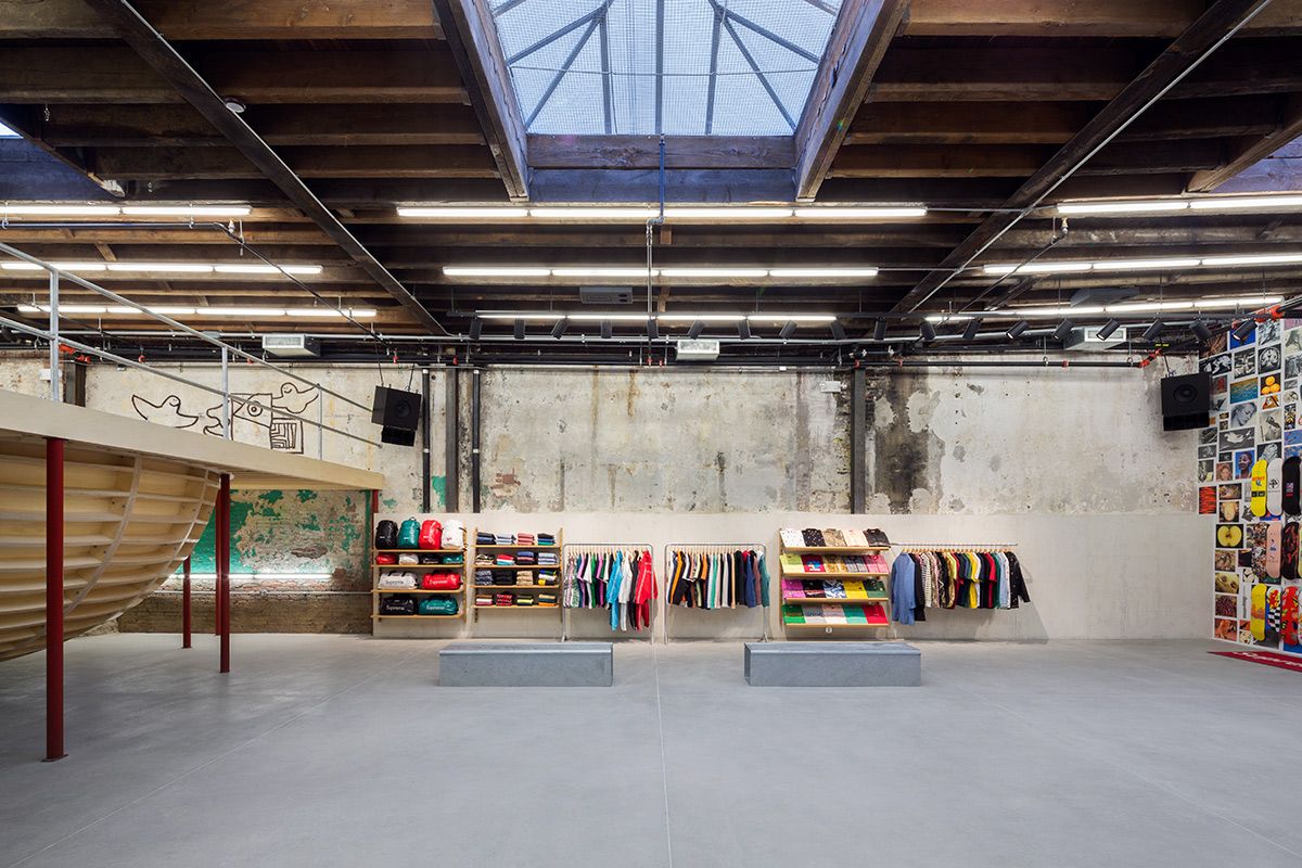 Supreme Brooklyn – Gallery – Supreme