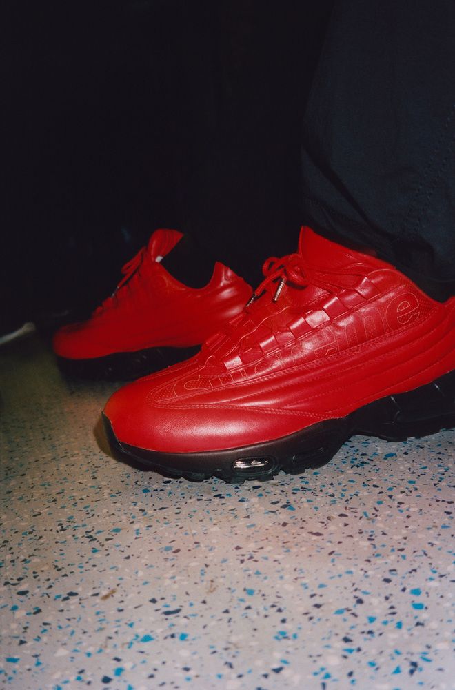 シューズ supreme nike air max 95 lux red 27.5 Supreme®/Nike® Air Max 95 Lux – Gallery – Supreme