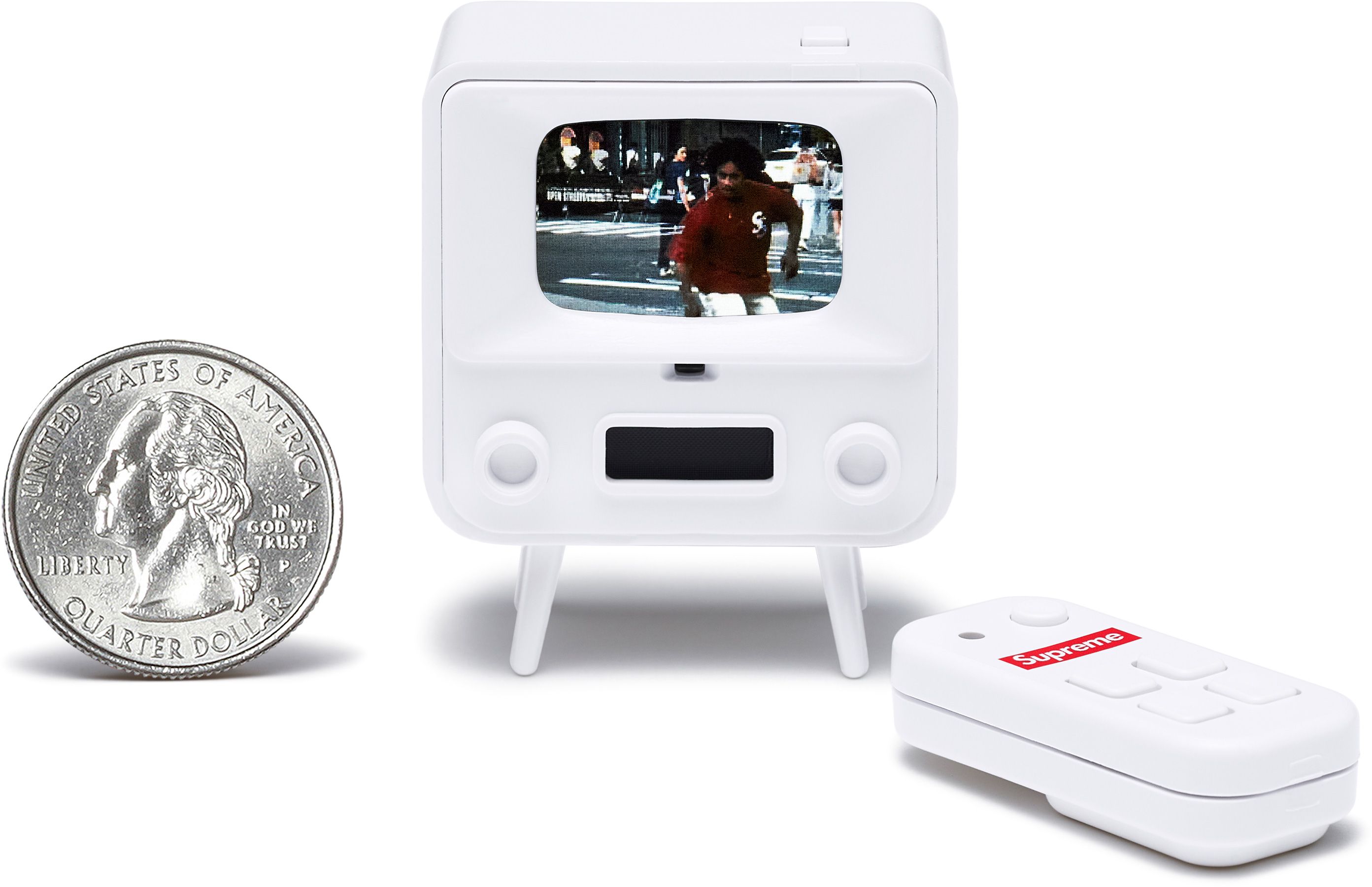 T*R様 Supreme Tiny TV 2 ホワイト Spring/Summer 2026 Preview – Supreme