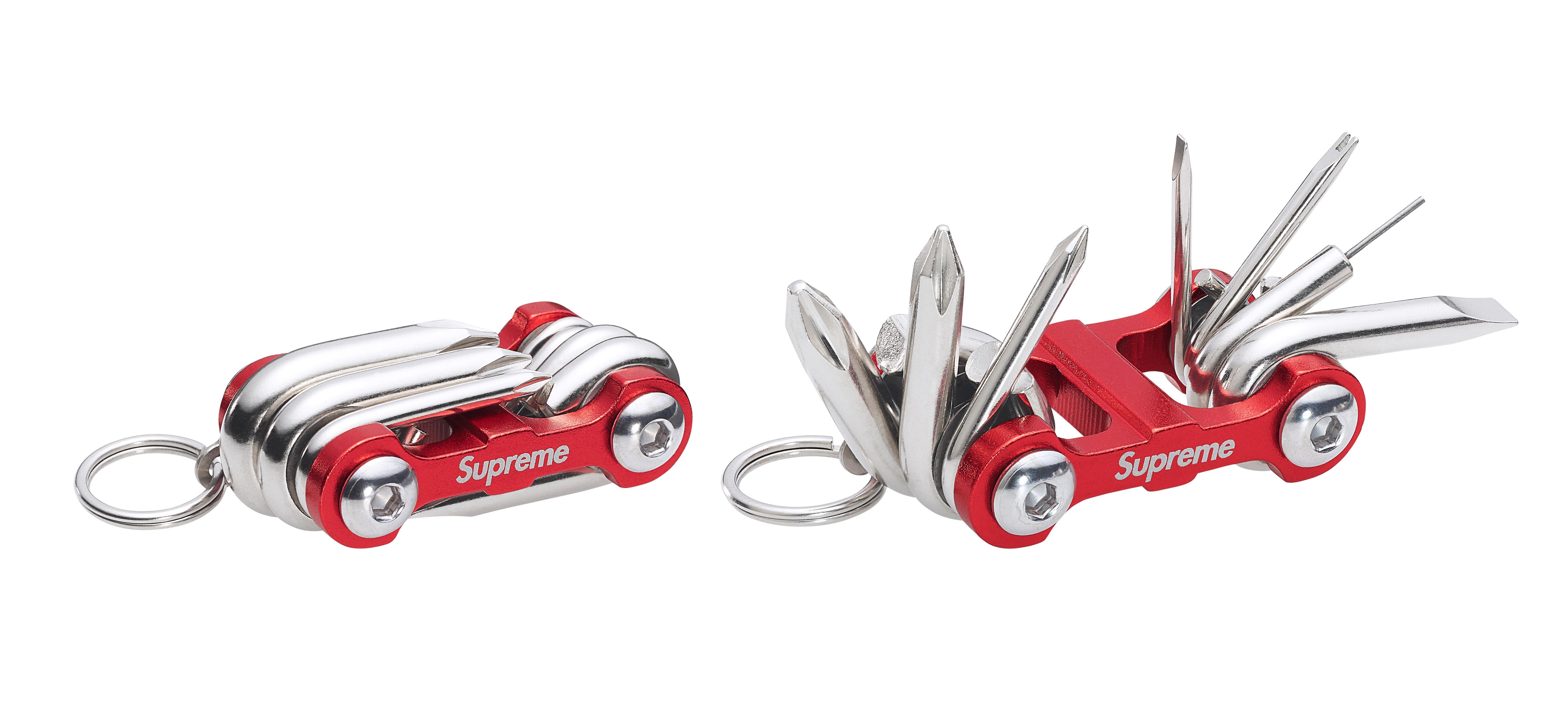Fall/Winter 2025 Preview – Supreme