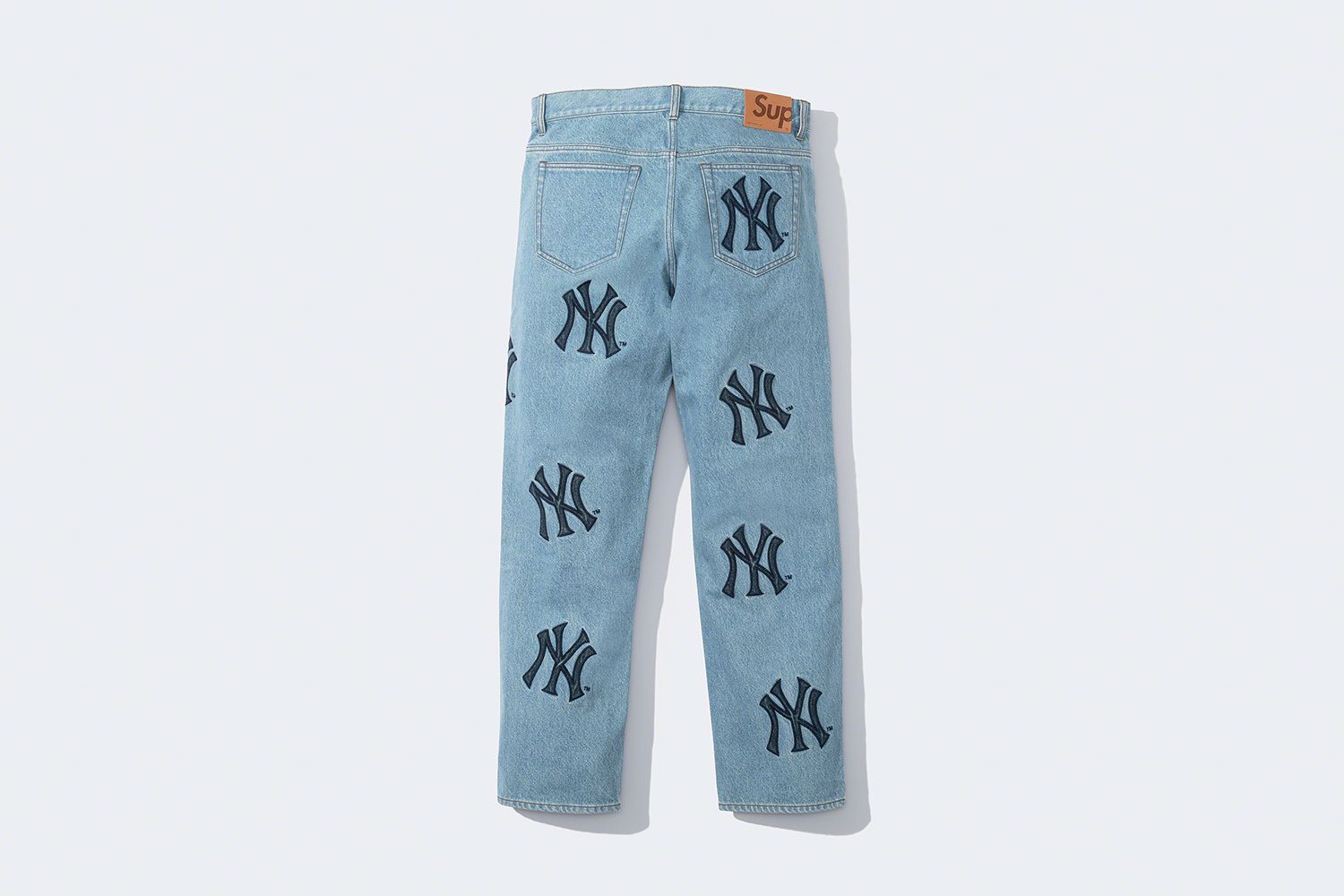 Supreme®/New York Yankees™ – News – Supreme