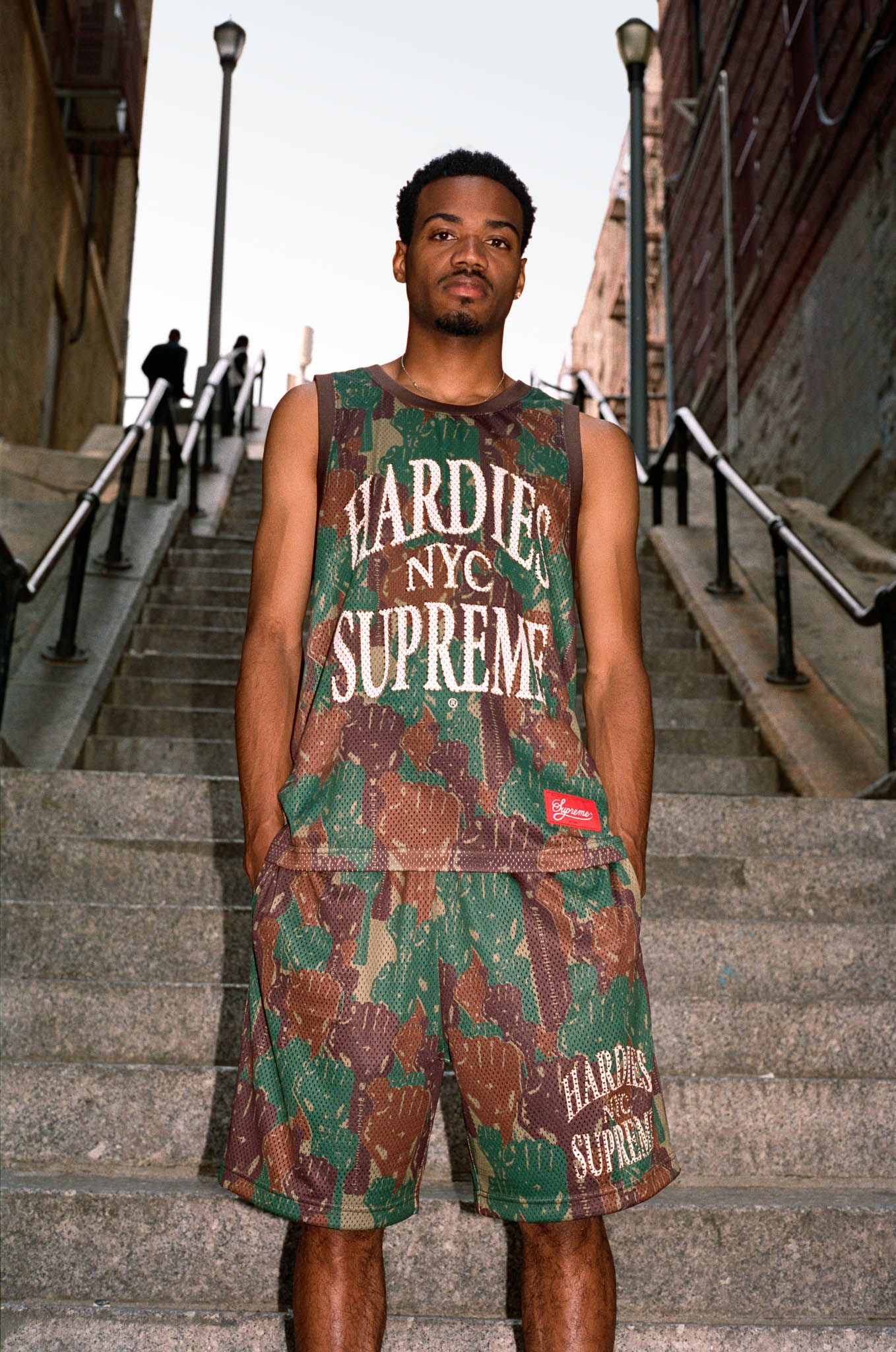 Supreme/Hardies – Gallery – Supreme