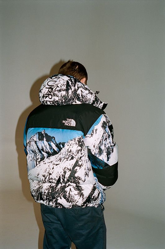 North face supreme mountain parka online