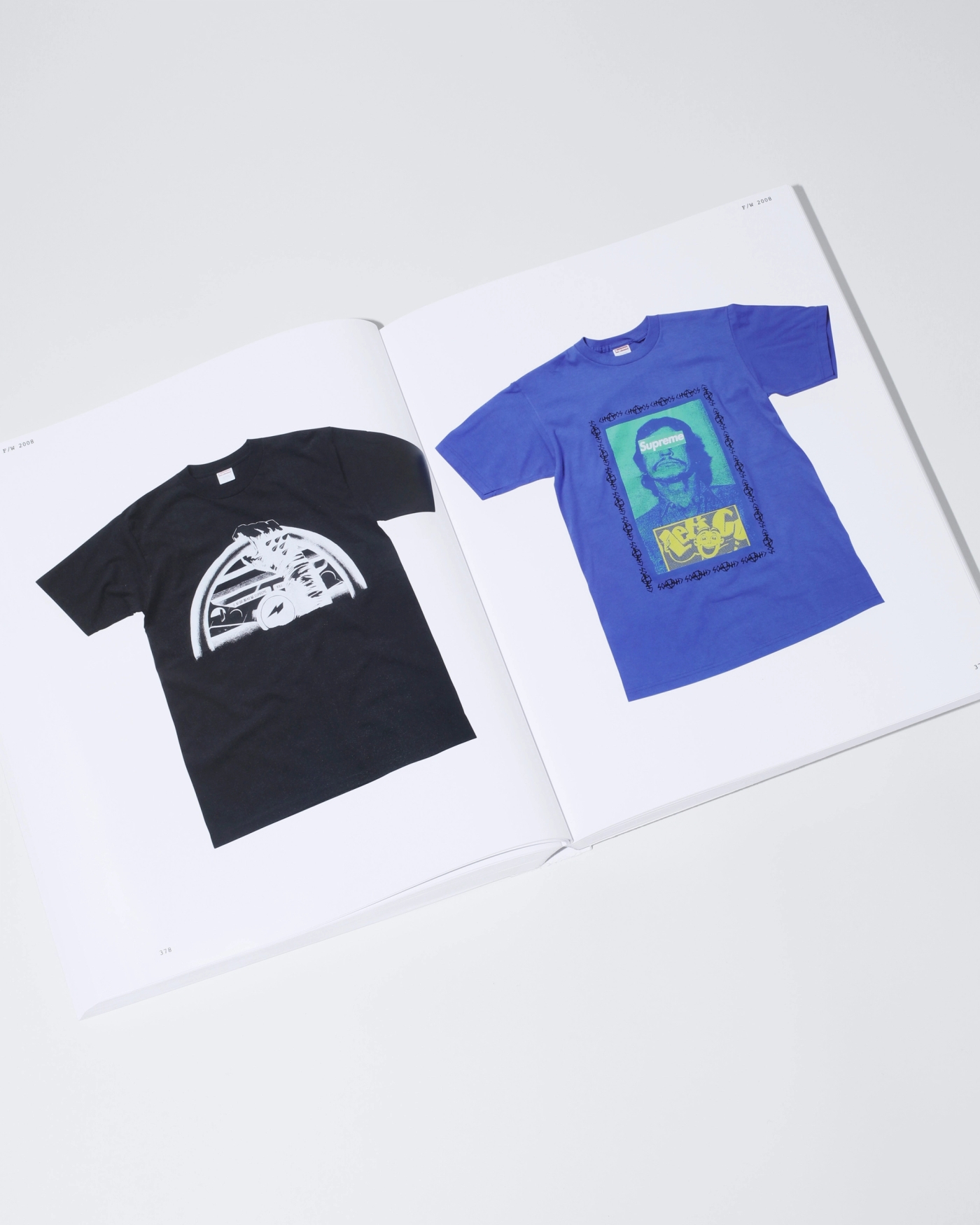 Supreme 30 Years: T-Shirts 1994-2024 Book (8/18)
