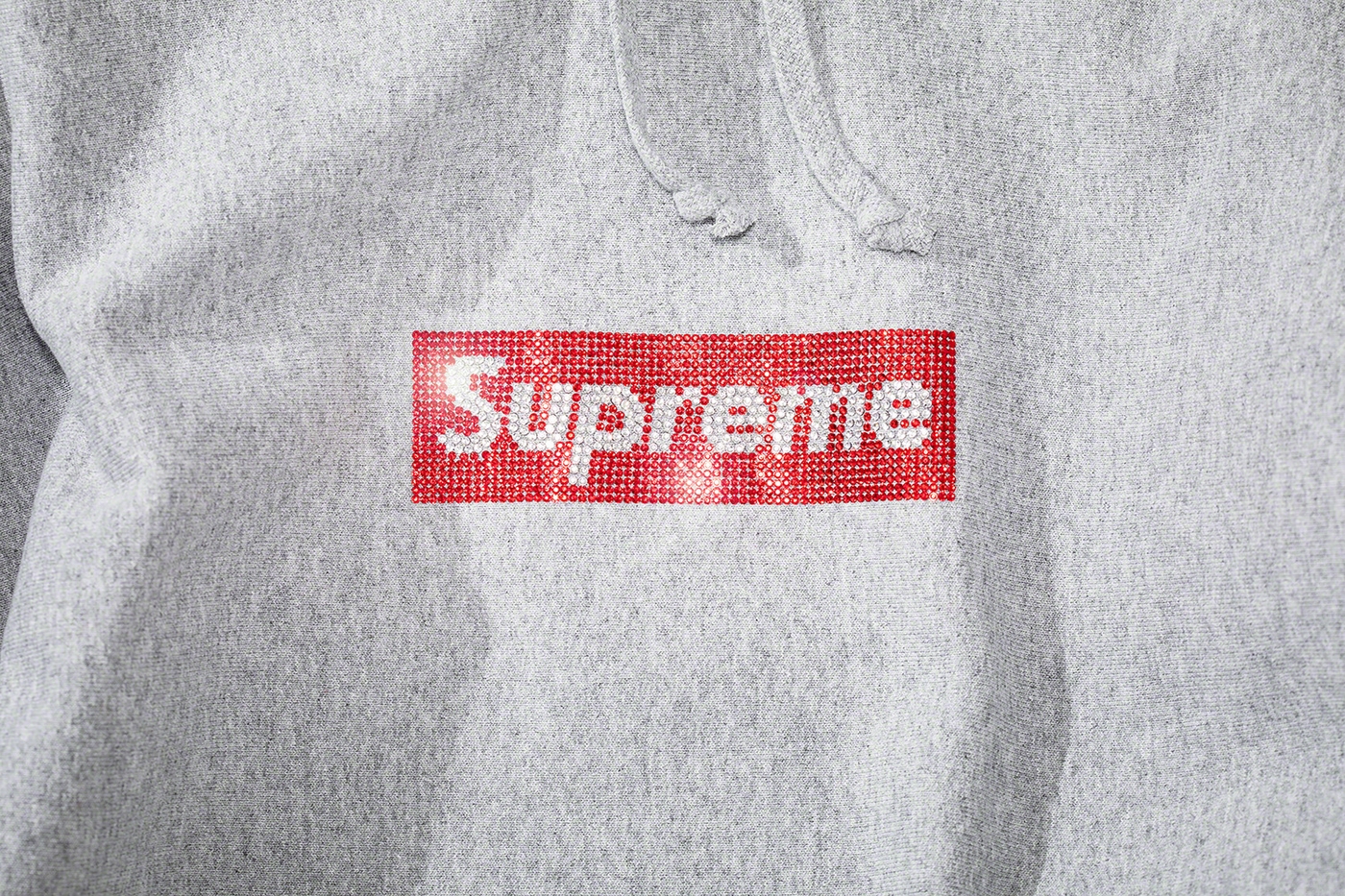 Supreme®/Swarovski® Box Logo Hooded Sweatshirt (2/9)