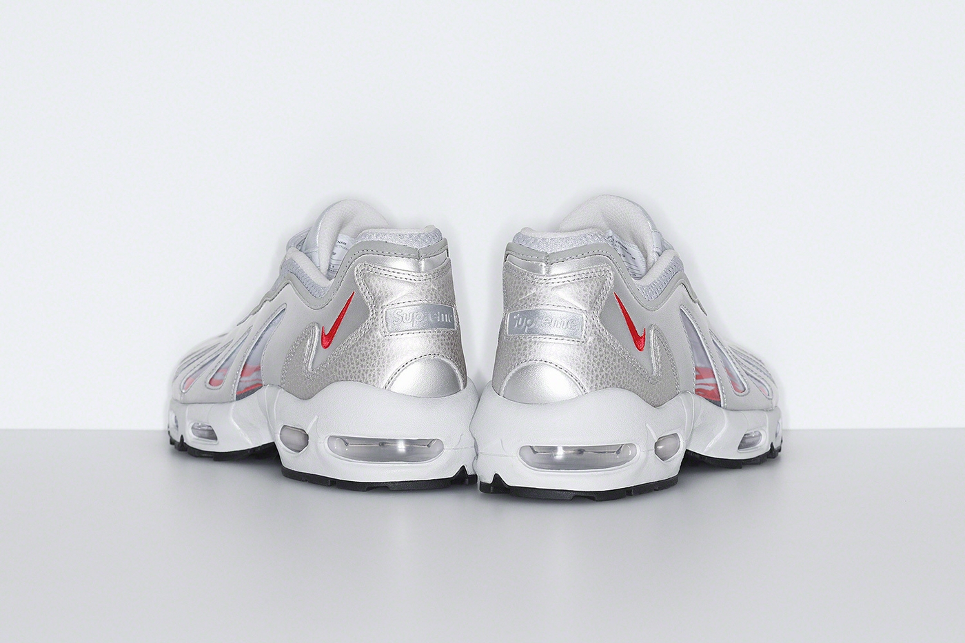 Supreme®/Nike® Air Max 96 (15) (15/17)