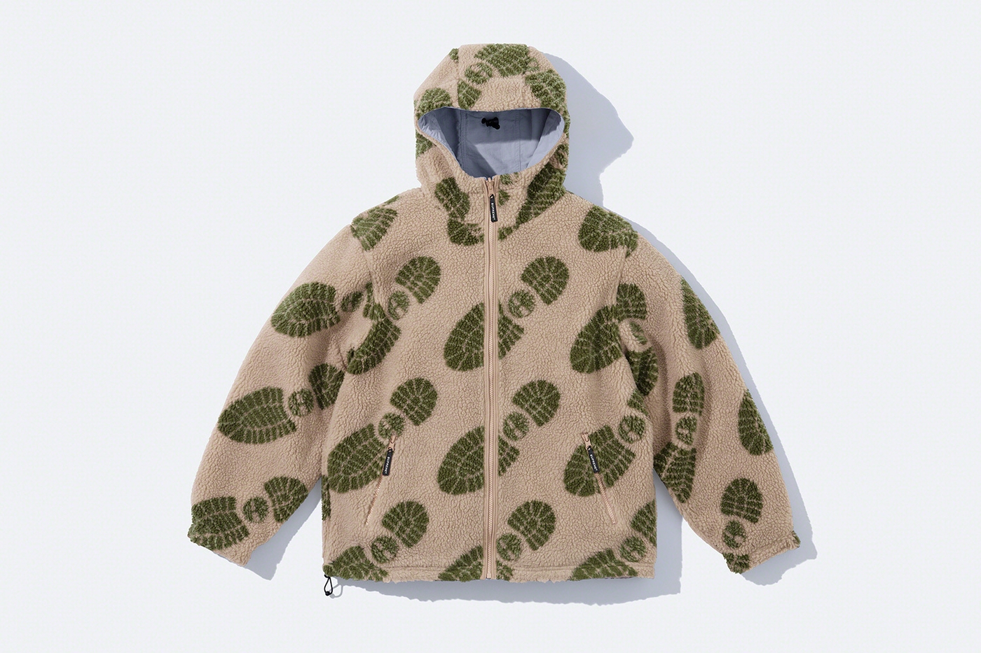 Reversible Ripstop Jacket. Deep pile fleece reverse side with jacquard pattern. (16/36)